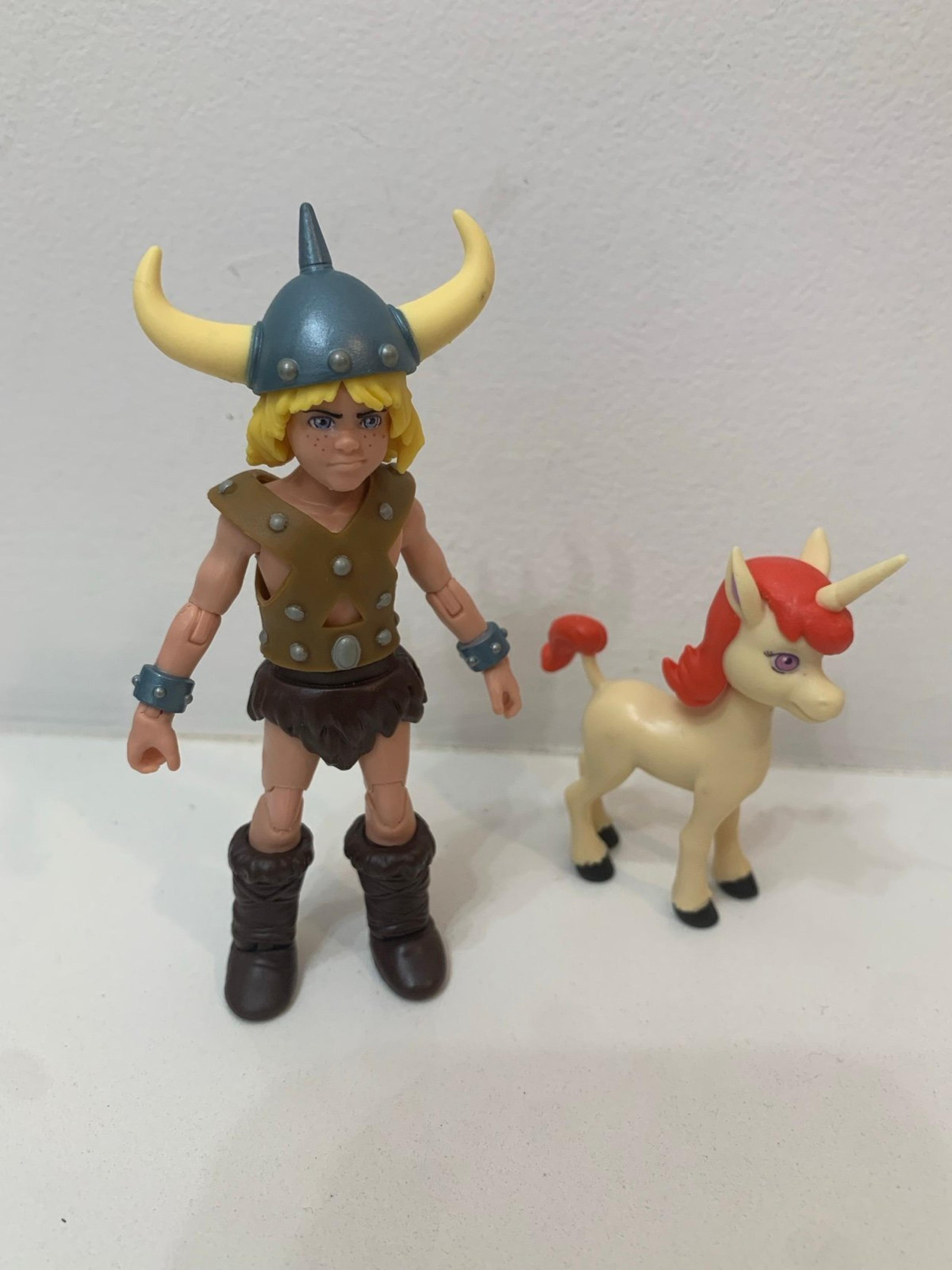 Dungeons & Dragons Cartoon Classics Bobby & Uni Action Figures 6 inch loose