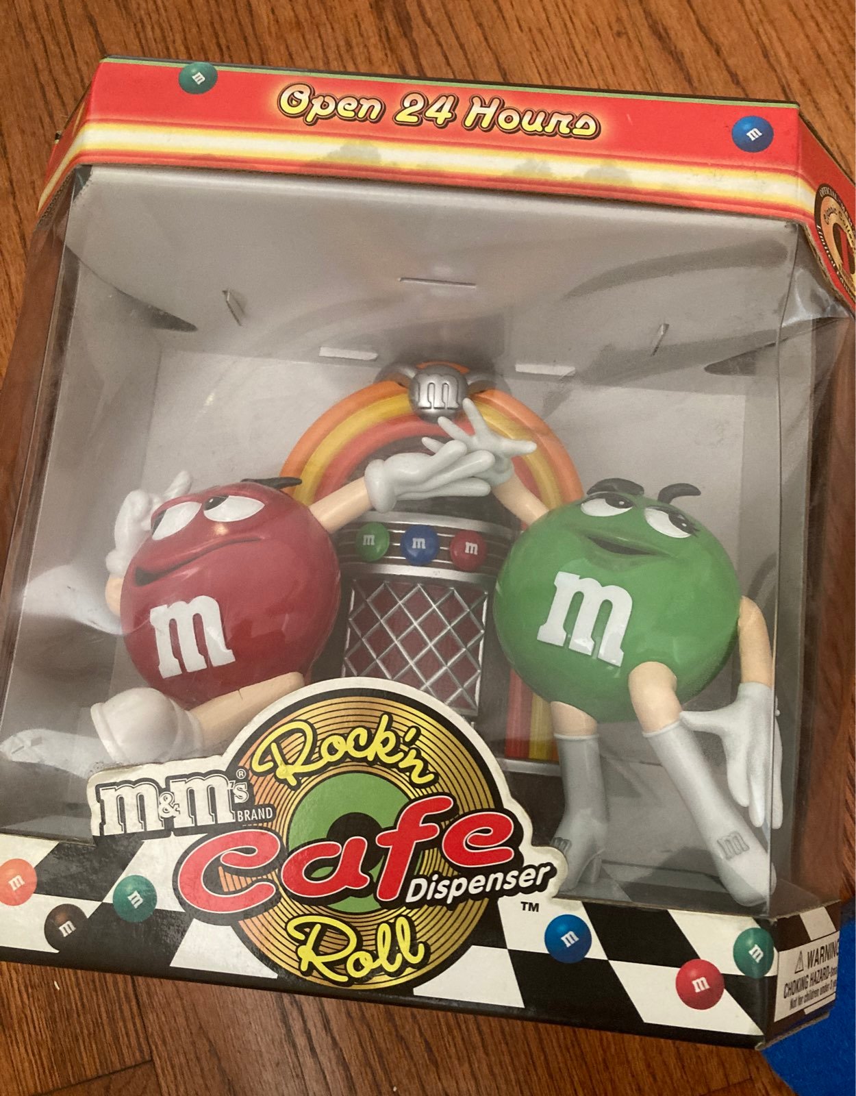 1950 m&ms rockin cafe dispenser