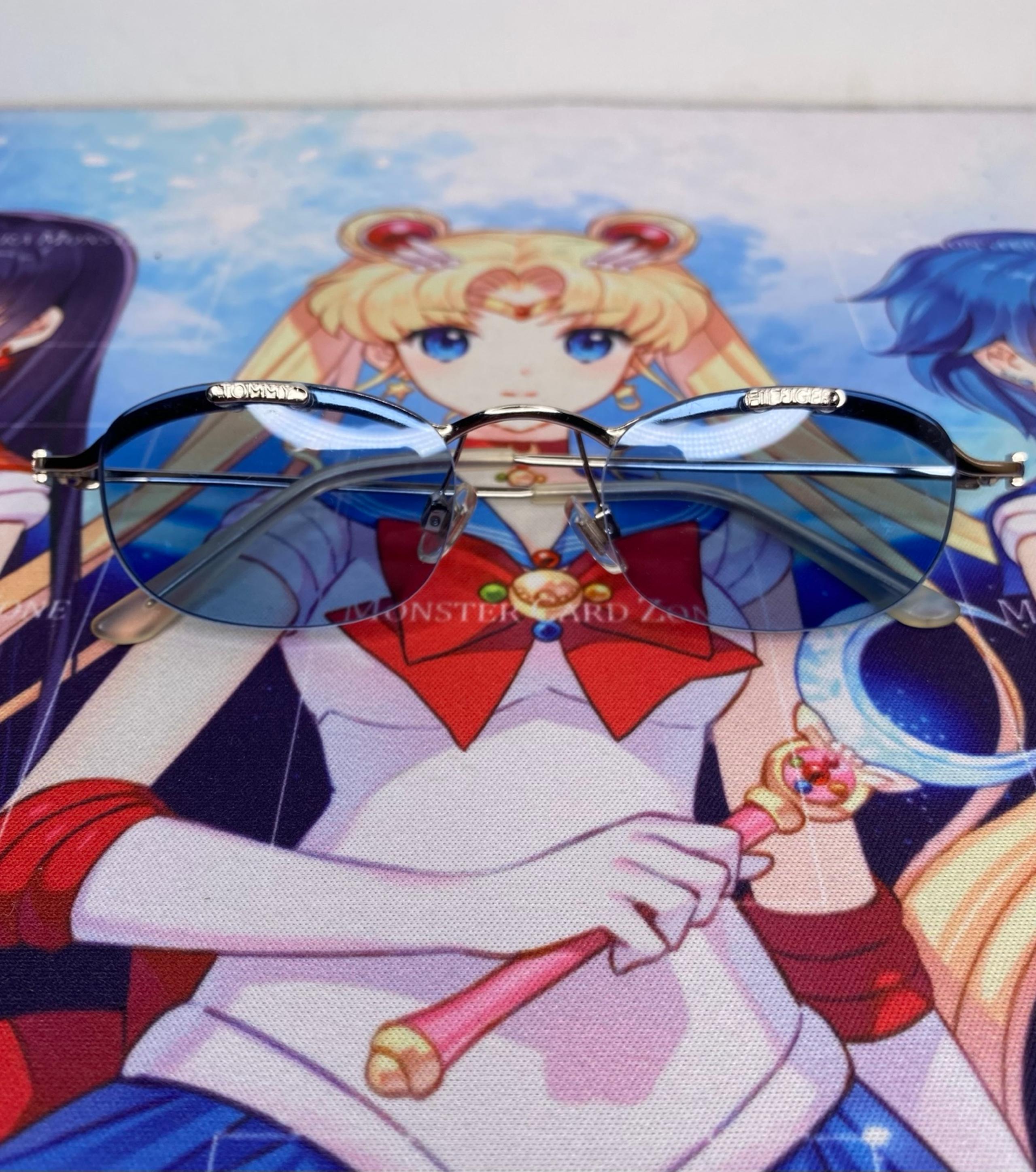 Vintage Tommy Hilfiger Y2K Women Sunglasses