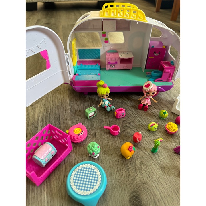 Large Shopkins Lot Including Camper Van, Car, Shoe Dazzle