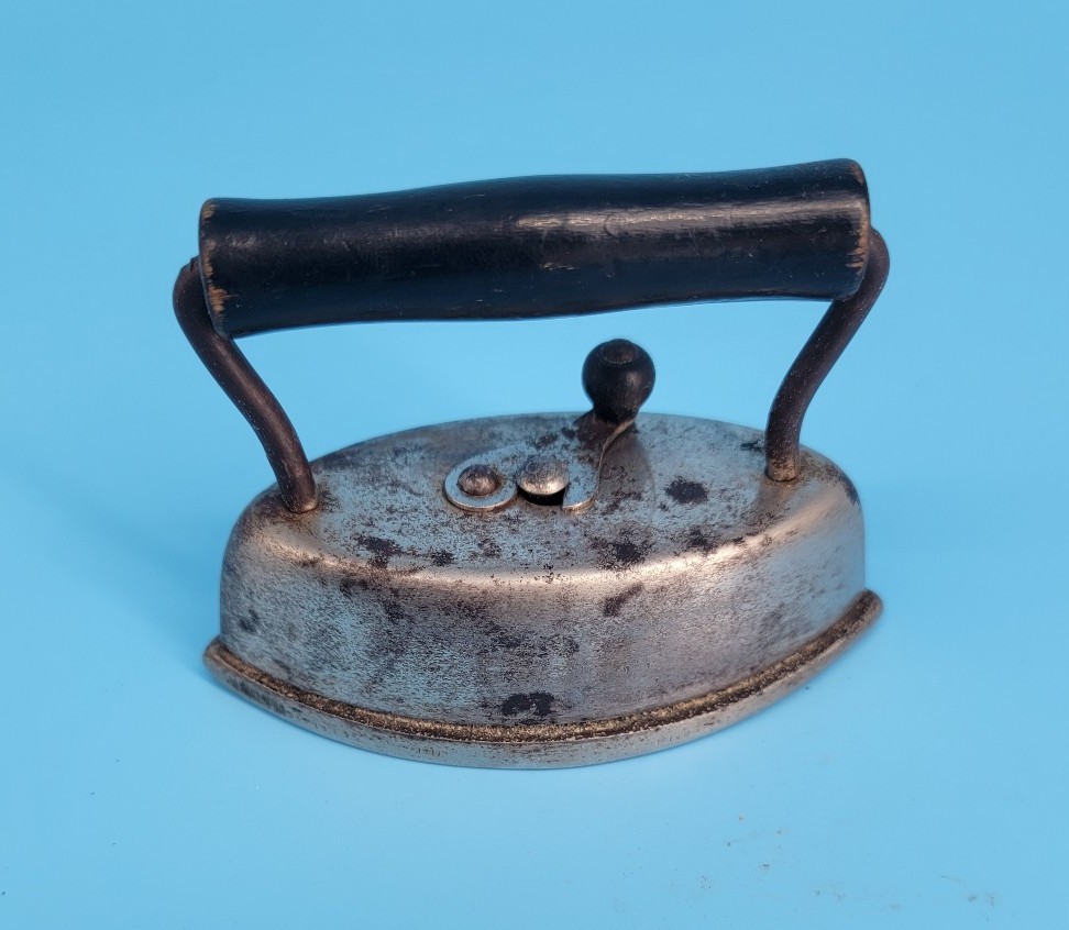 Sad Iron Dover Sad Iron #912 With Original Hood Wooden Handle #24