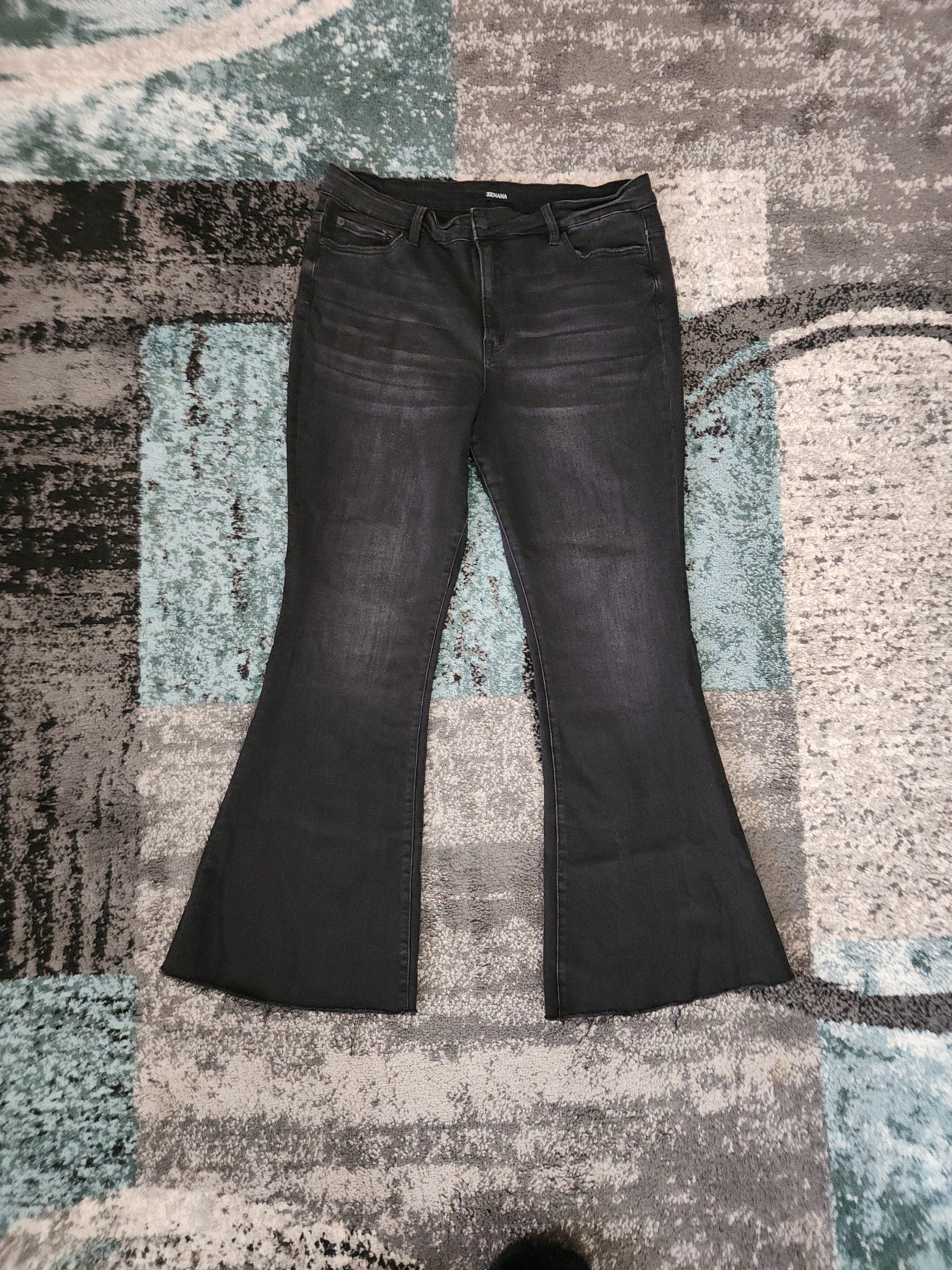 Zenana Jeans Size 34 Black Flare Womens