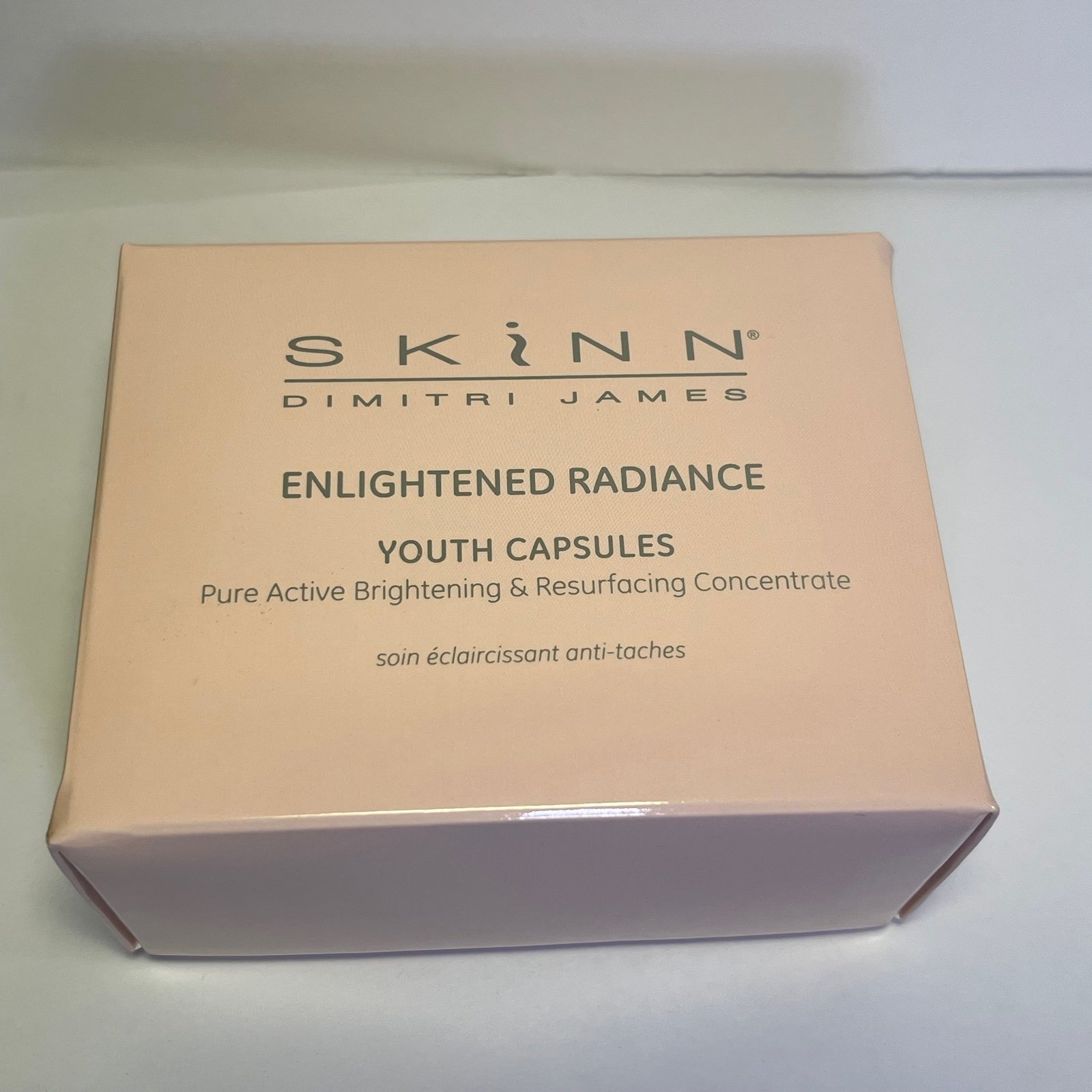 Skinn Dimitri James Cosmetics Enlightened Radiance Youth Capsules new open box