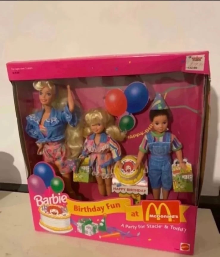 Vintage 1993 BIRTHDAY FUN AT MCDONALD'S Barbie Doll Stacie & Todd #11589 NRFB