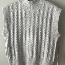 NWT Cupcakes & Cashmere Sweater Vest