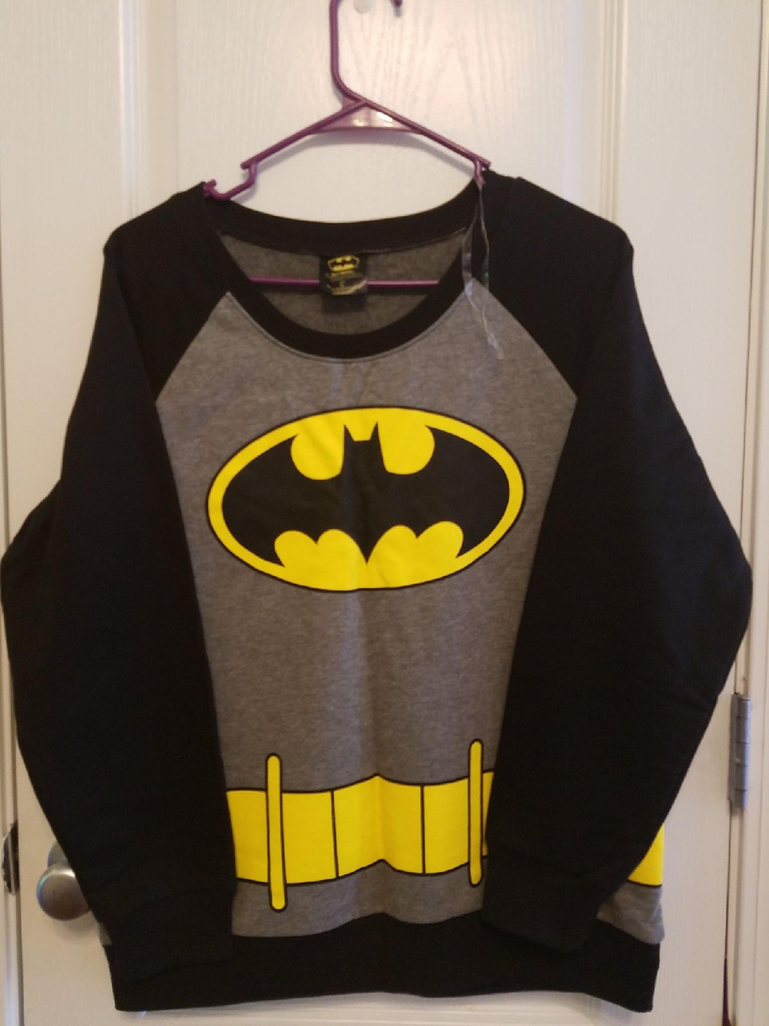 Batman licensed juniors sweatshirt XL