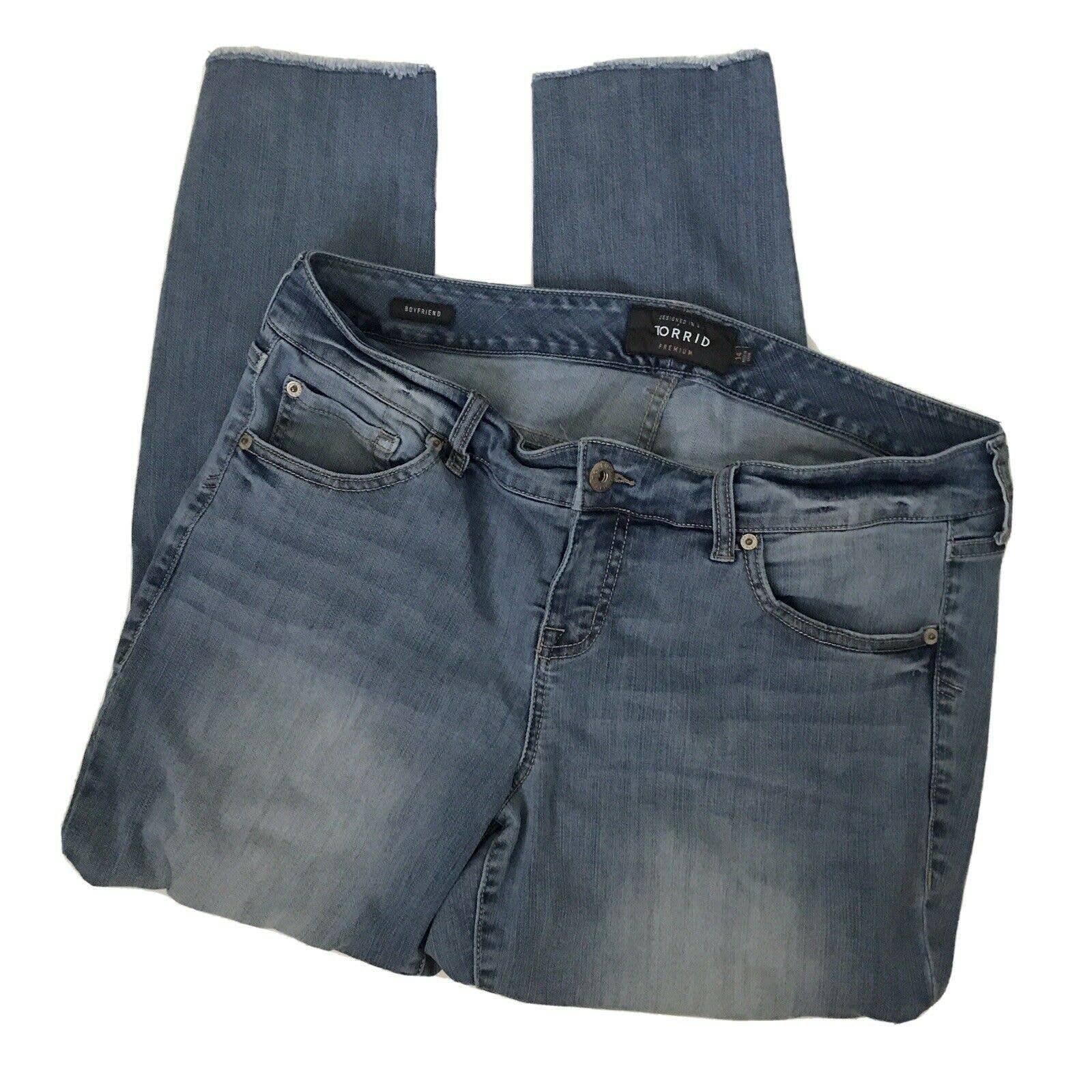 TORRID Premium Boyfriend Stretch Distressed Raw Hem Crop Jeans Womens Sz 14