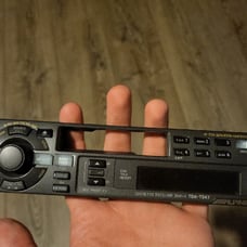 Alpine headunit faceplate
