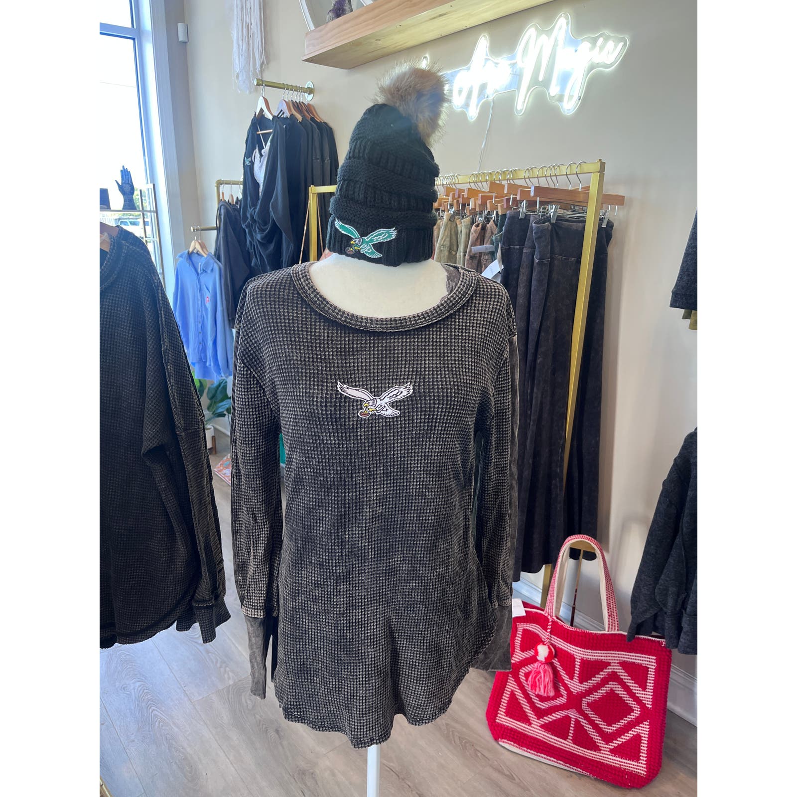 EAGLES black acid washed long sleeve sweater - vintage eagles patch Size L\XL