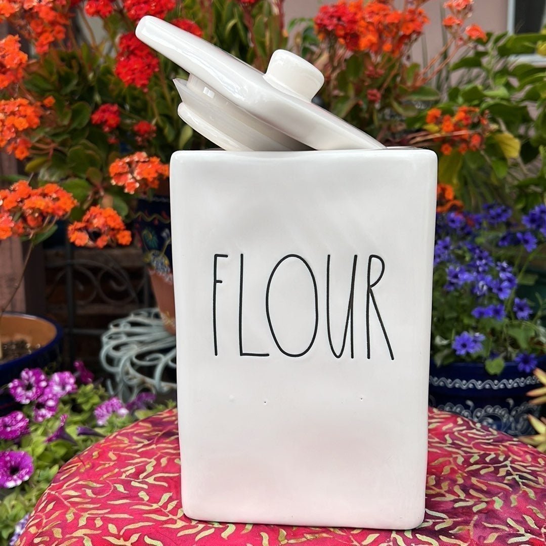 New Rae Dunn “FLOUR” Flour Canister