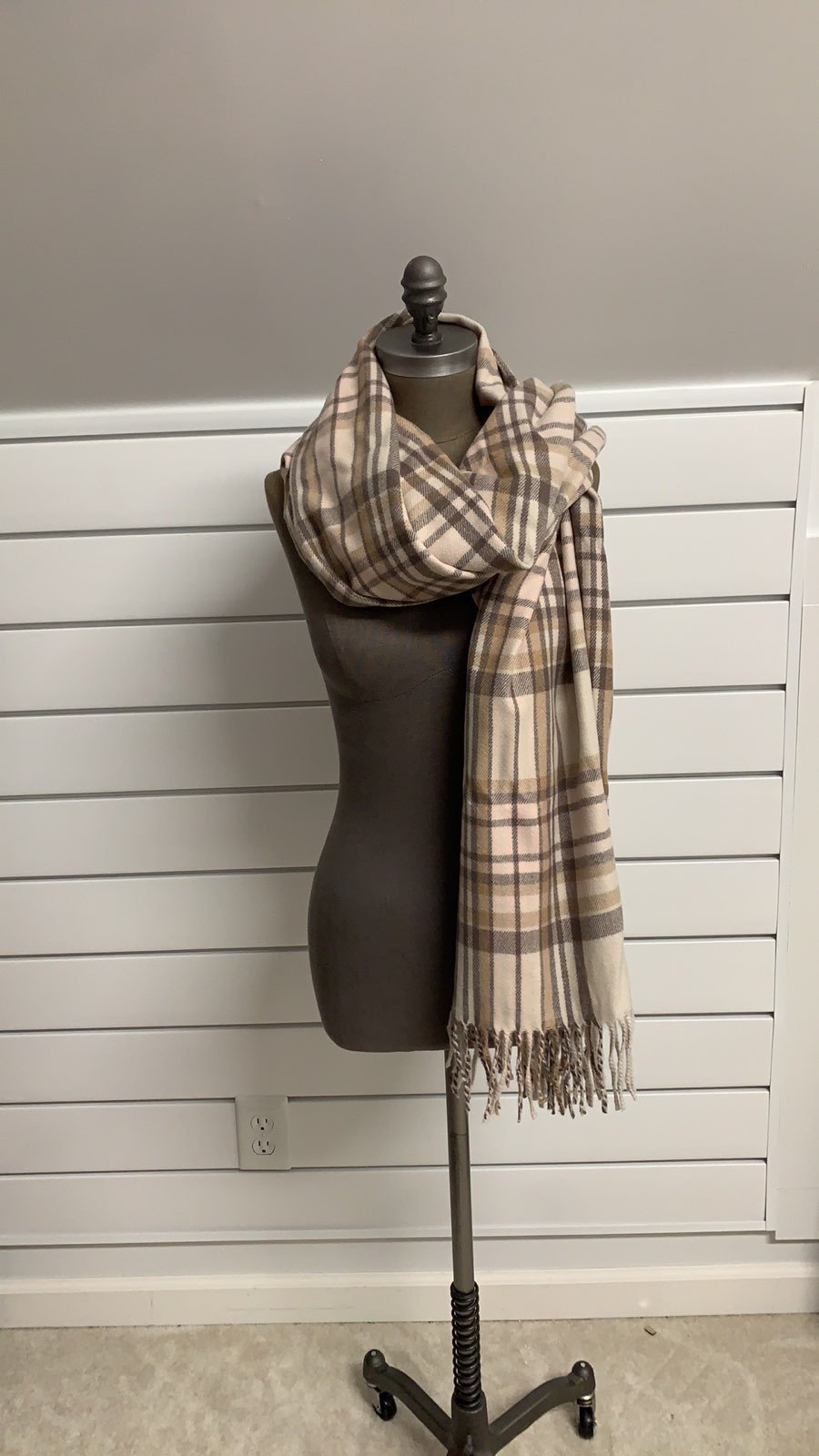Banana Republic wrap Scarf