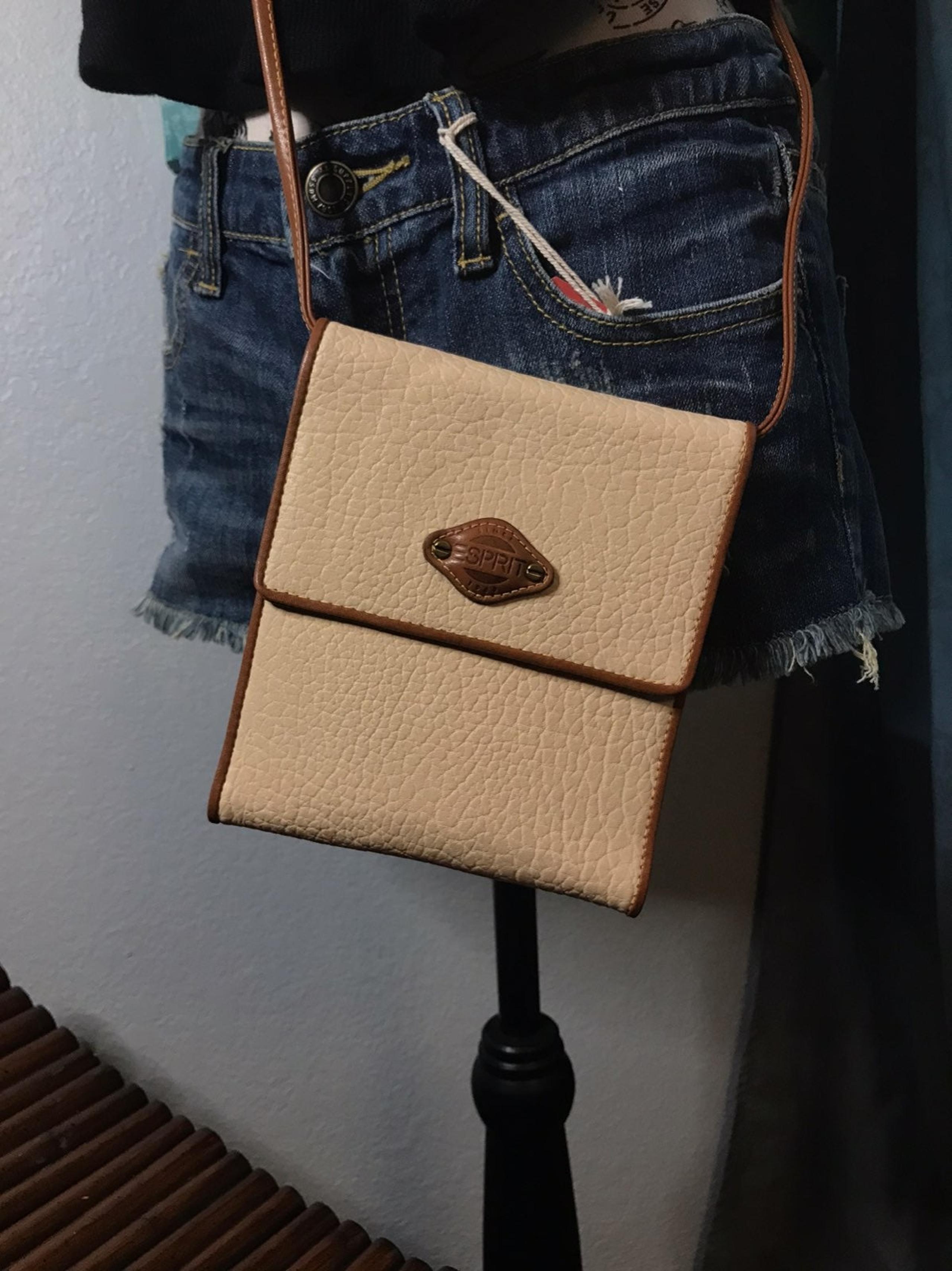 Esprit crossbody