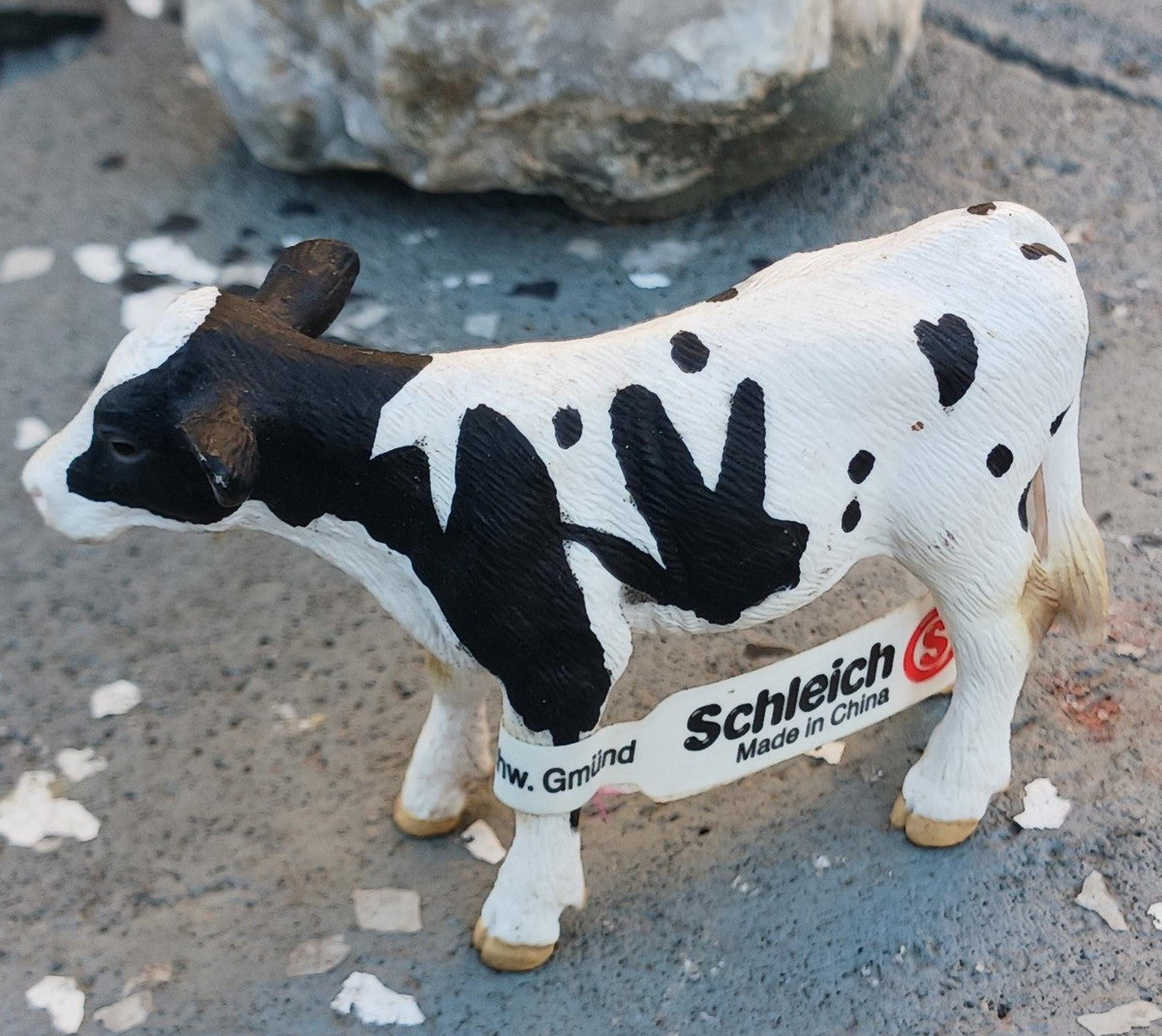 Schleich Holstein Calf Baby Cow Dairy Farm Figure Black White #3