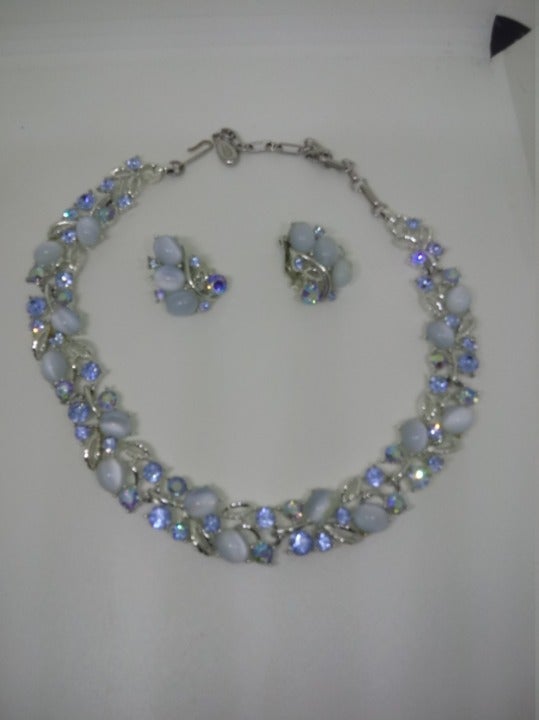 Vintage Lisner Moonglow Ab Rhinestone