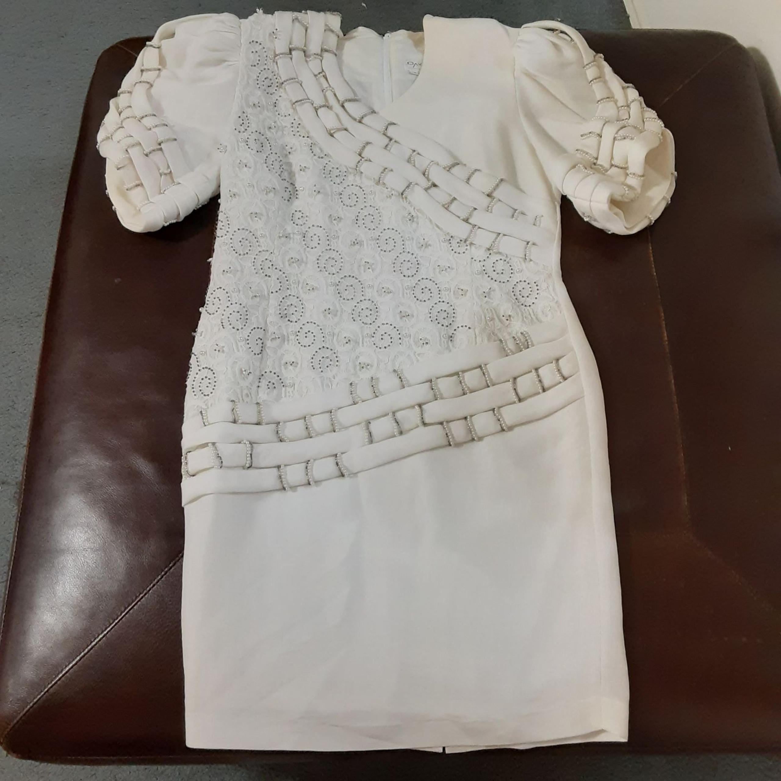 Da Vinci Vintage pearl short formal dres