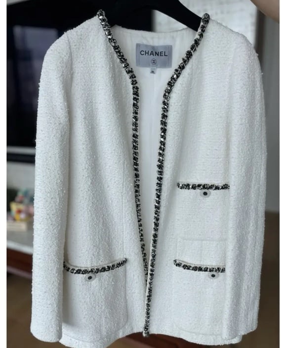 Chanel 2022 evening jacket white tweed size 36