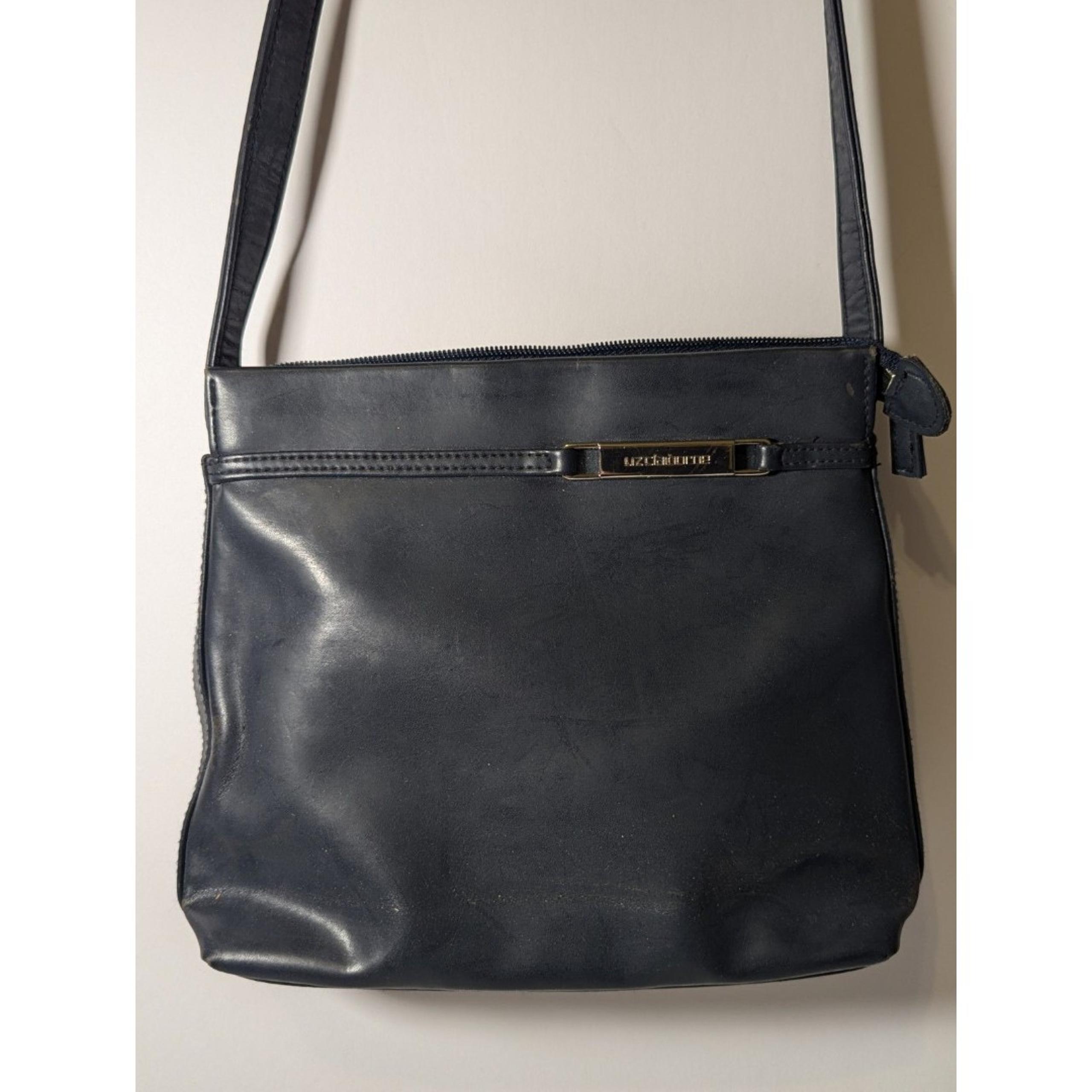 Vintage 90s Liz Claiborne Small Leather Black Purse