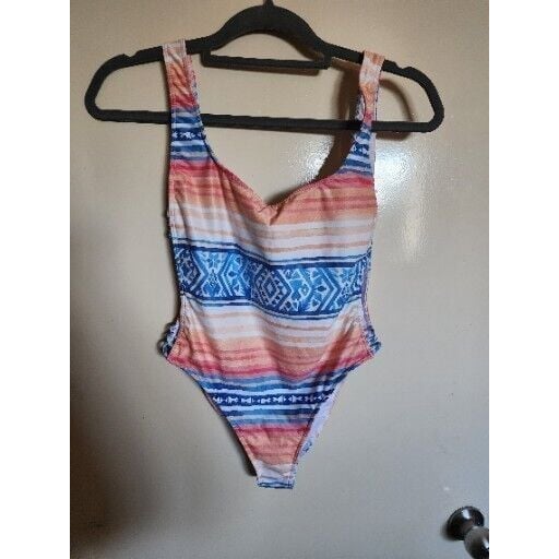 NWOT! Kenny Flowers Watercolors The Palmilla One Piece Swimsuit Size M