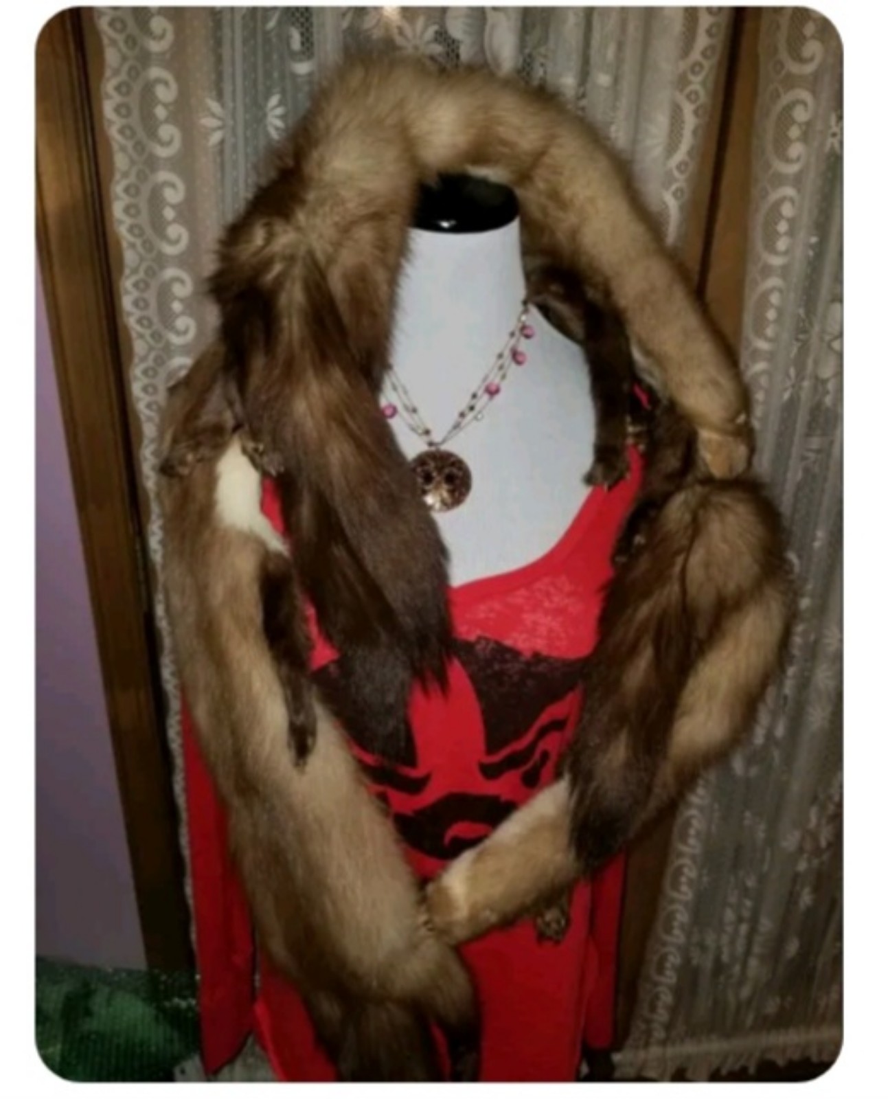 Beautiful Mink Stole Scarf if 3 Pelts ♡
