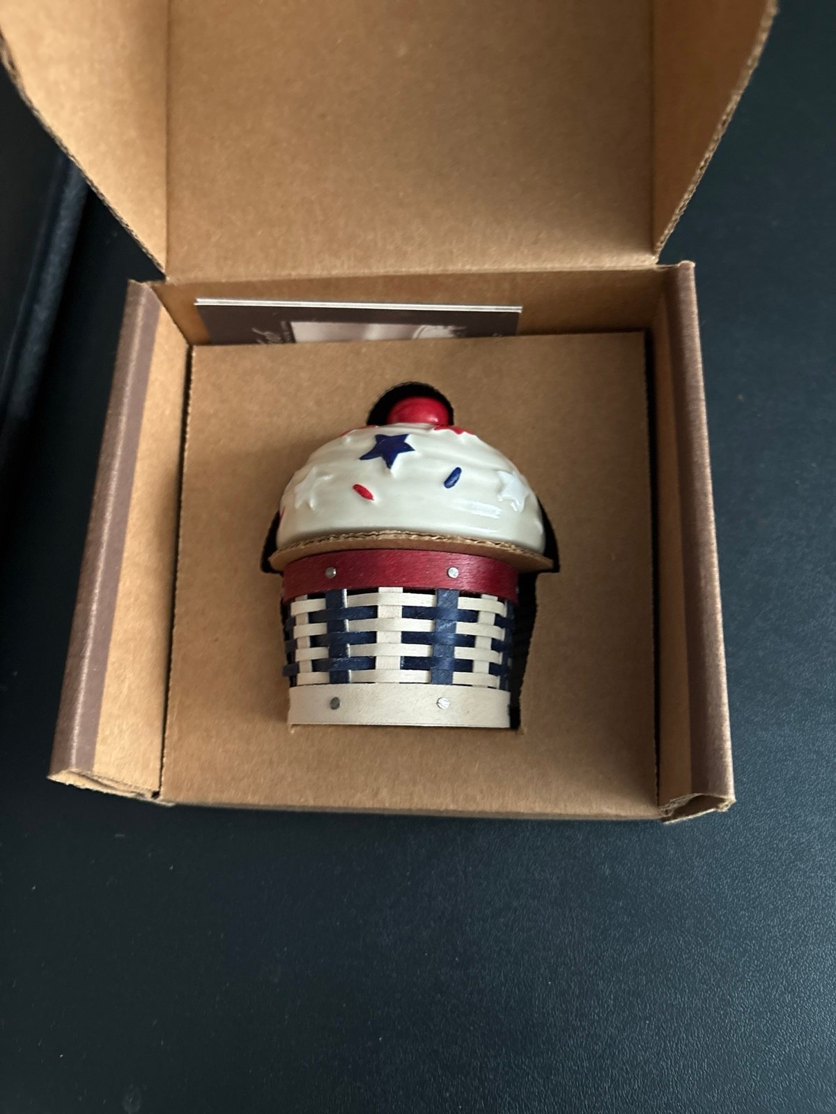 Longaberger 2012 Collector’s Club Mini Sweets Americana Cupcake Set