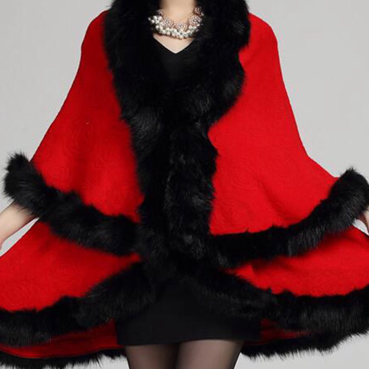**NEW VINTAGE WOOL COAT, FUR TRIM**