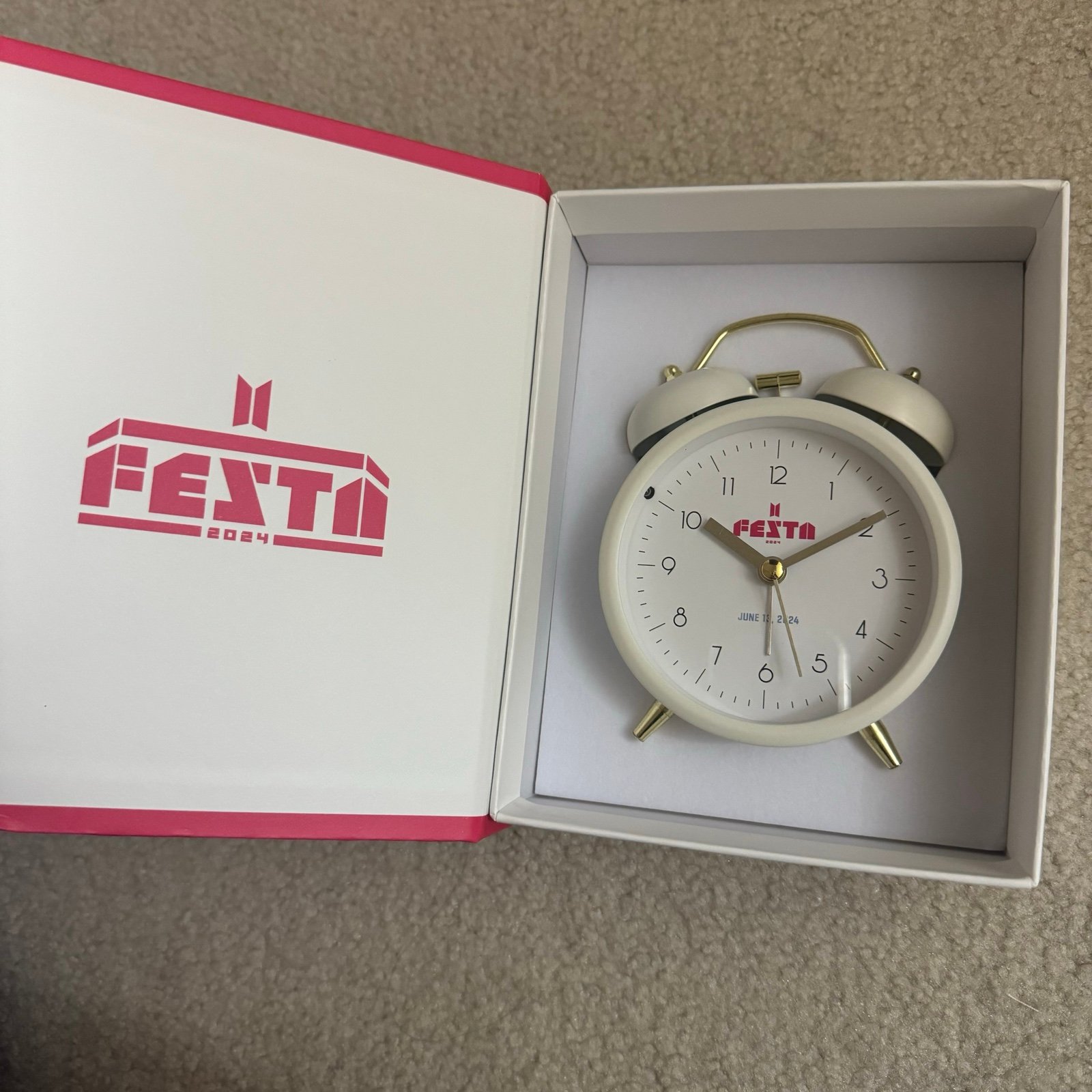 【2025新春福袋】 Festa BTS 2024 Clocks Gift Clock Greetings Jin's アイドル