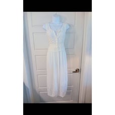 Bila Vintage White Embroidered Midi Dress