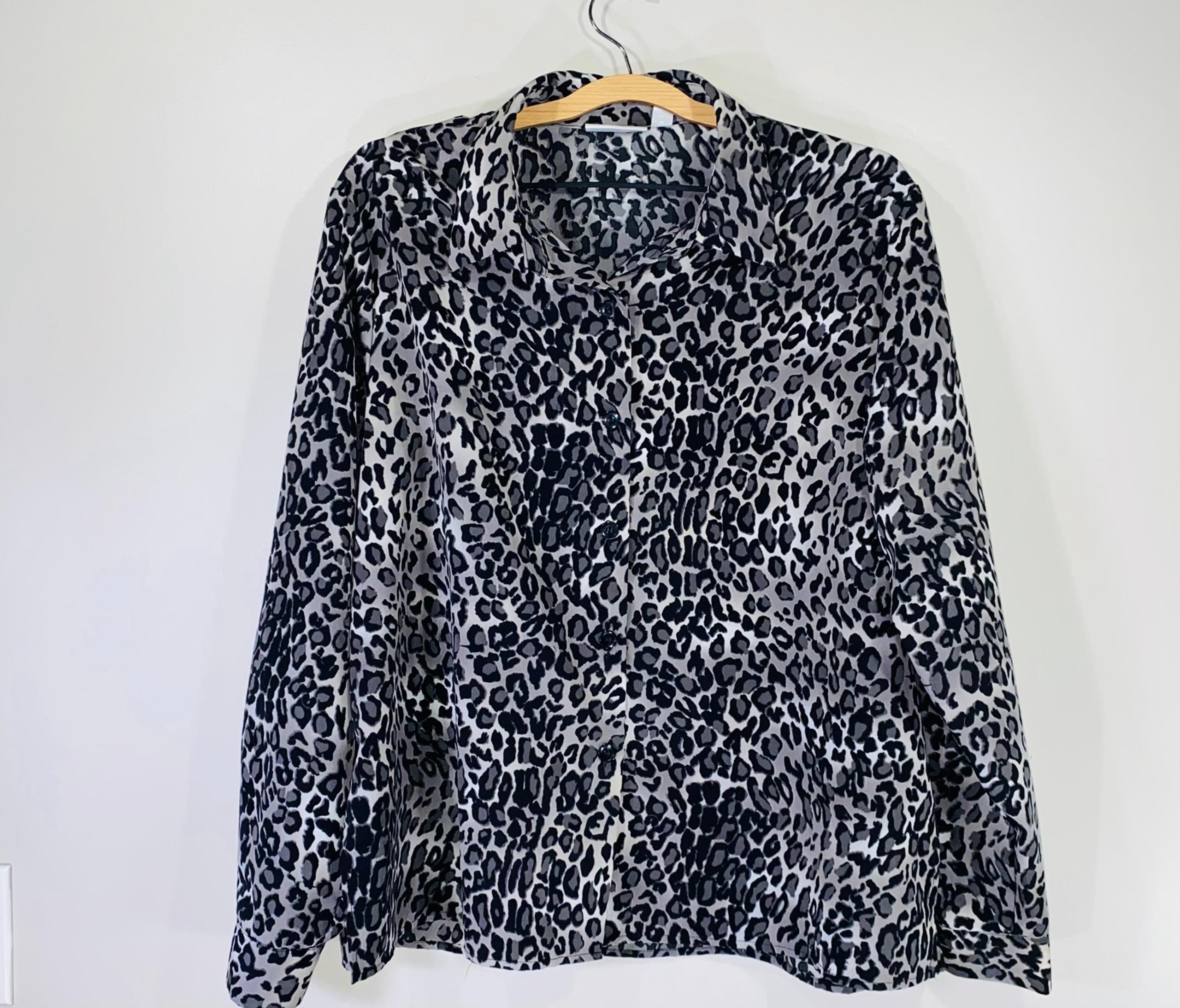 Susan graver silky type jacket for summer or winter