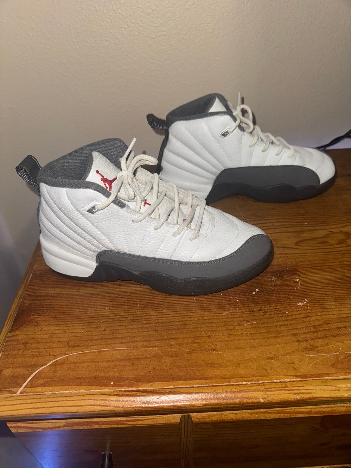 Jordan 12 white dark grey PS size 3Y