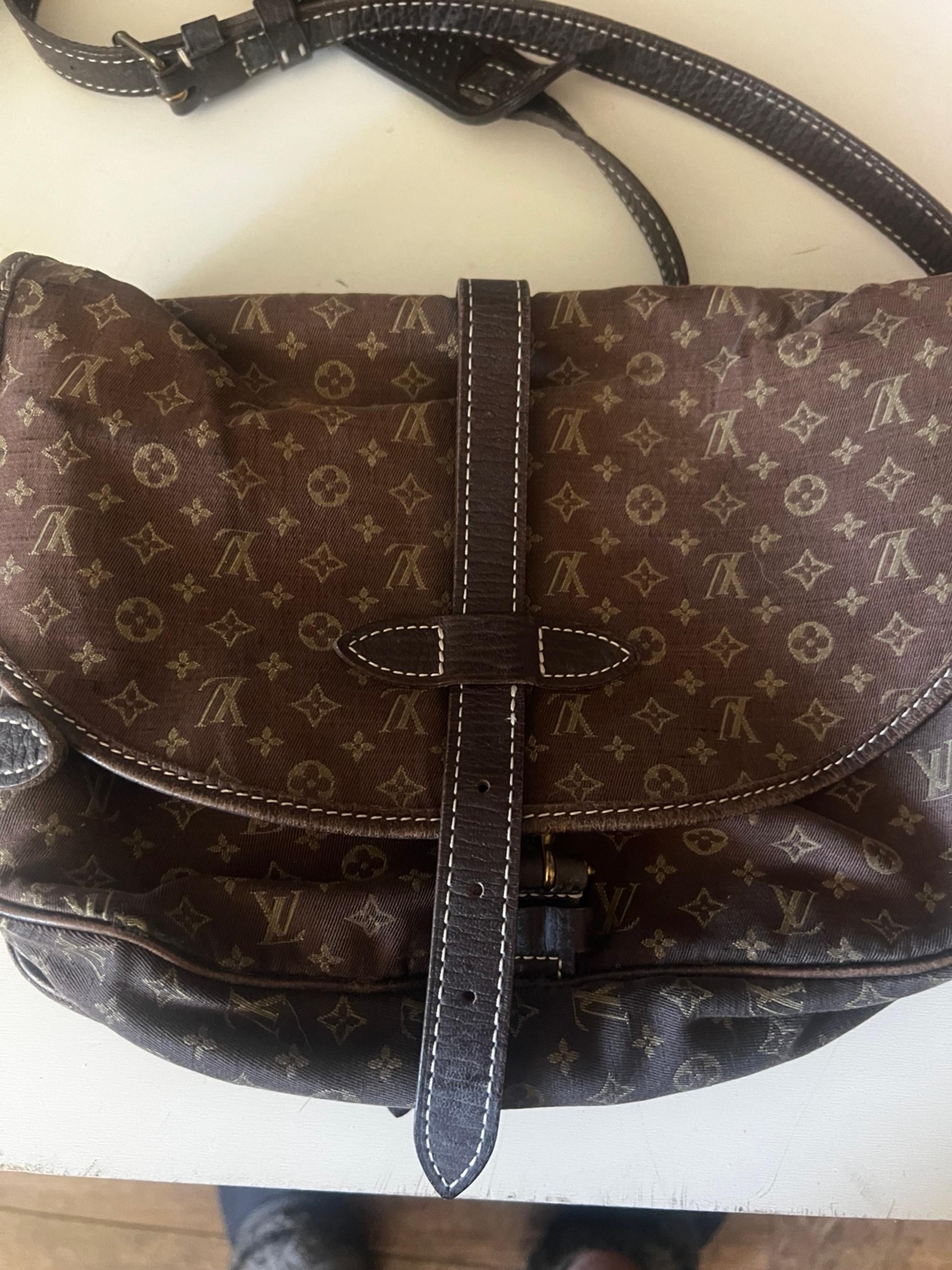 Louis Vuitton crossbody bag