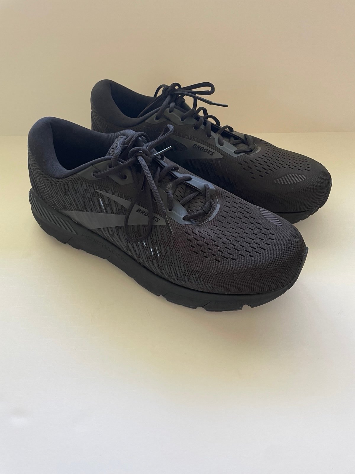 Brooks Addiction GTS 15 4E Size 13 Extra Wide Black 020