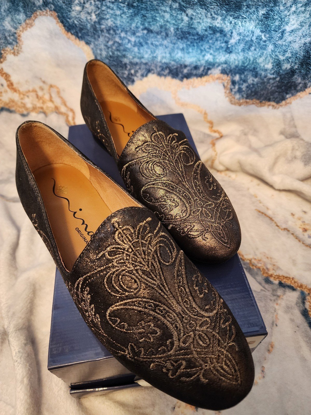 Slip ons