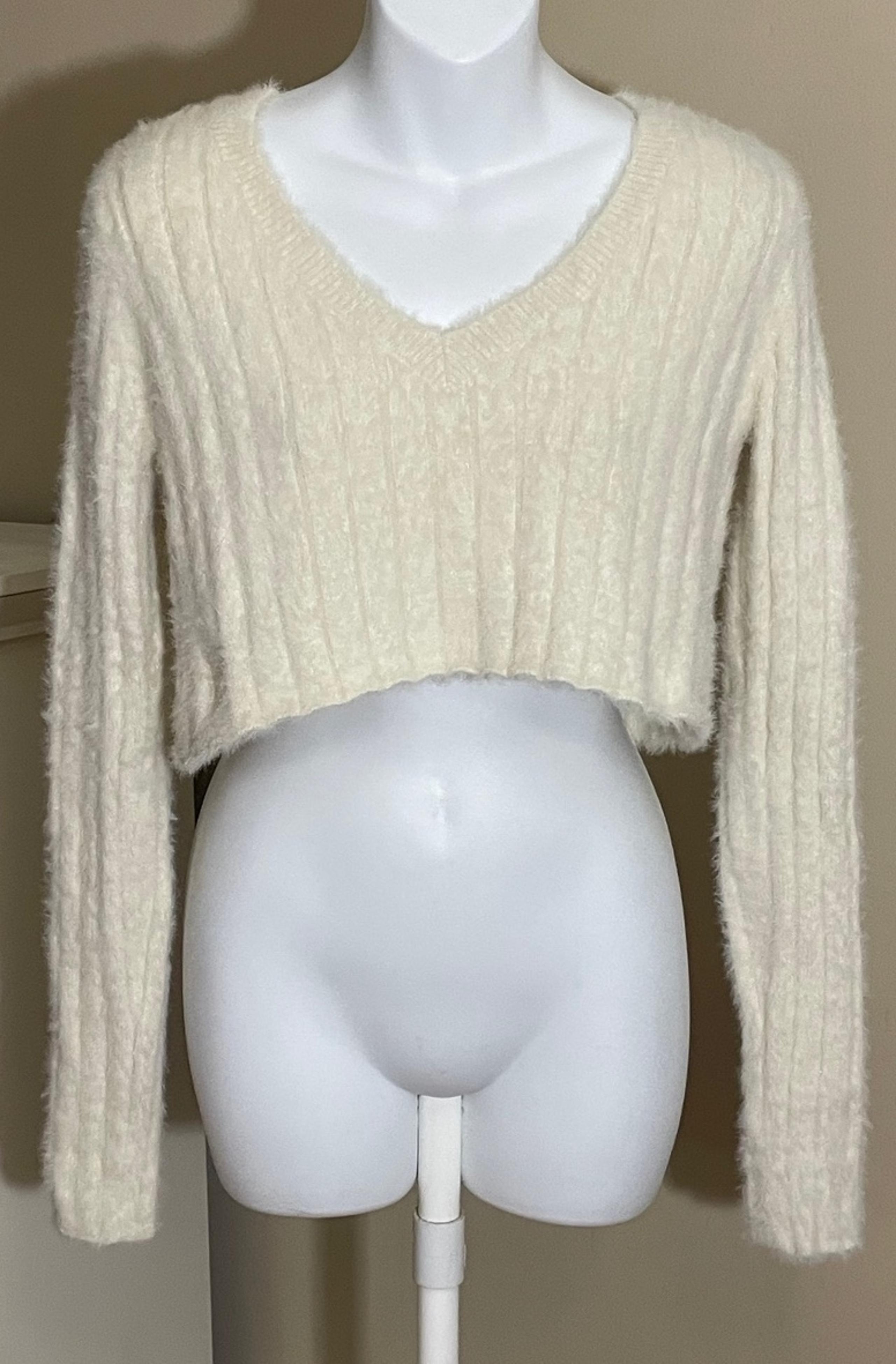 BDG Urban Outfitters Sweater Womens Small Cropped V Neck Long Sleeve Ivory