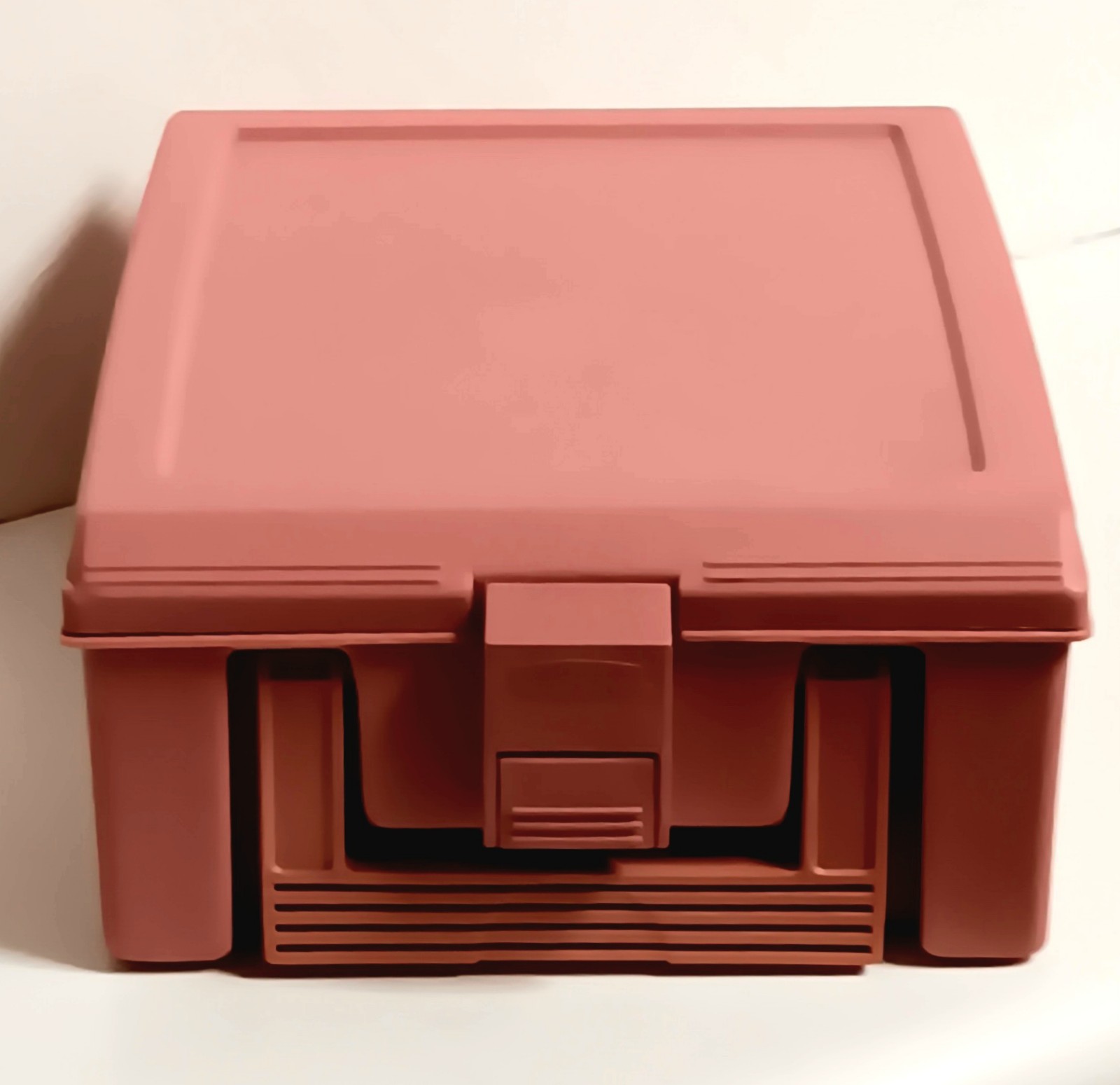 Rubbermaid PINK Media Storage Box 1980s - 90s RARE Carry Case Handle Divider VTG