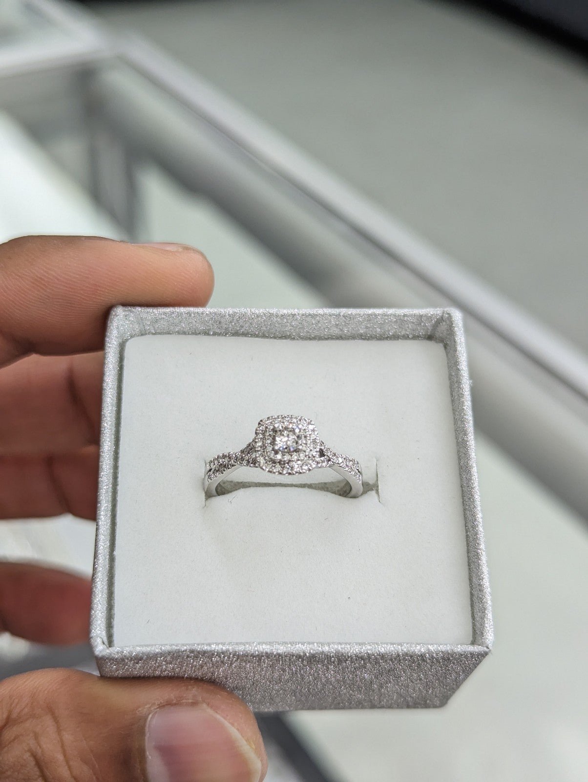 Real Diamond 14kt White Gold Ring for Women