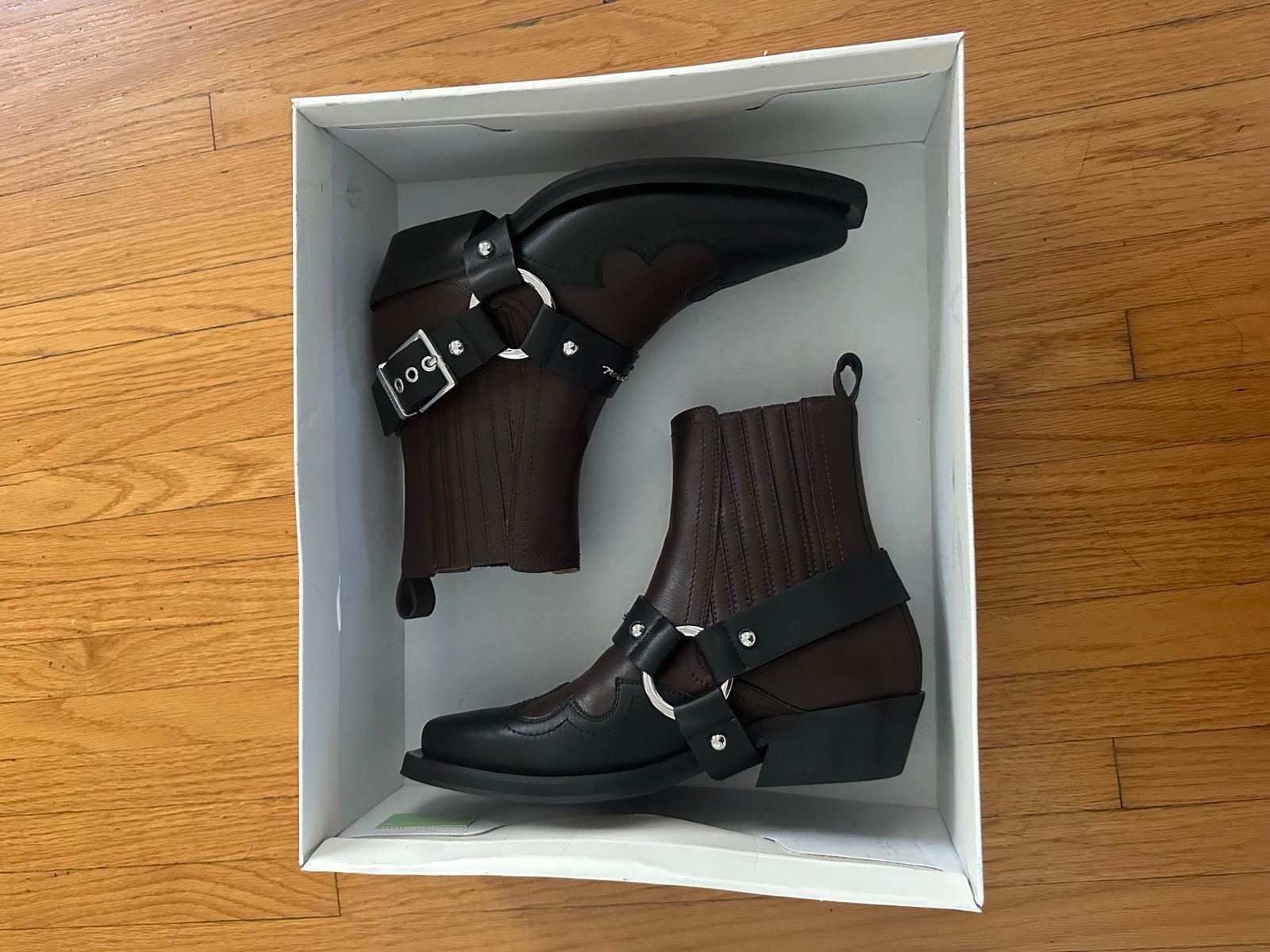 Ganni Low Cut Western Chelsea Boots