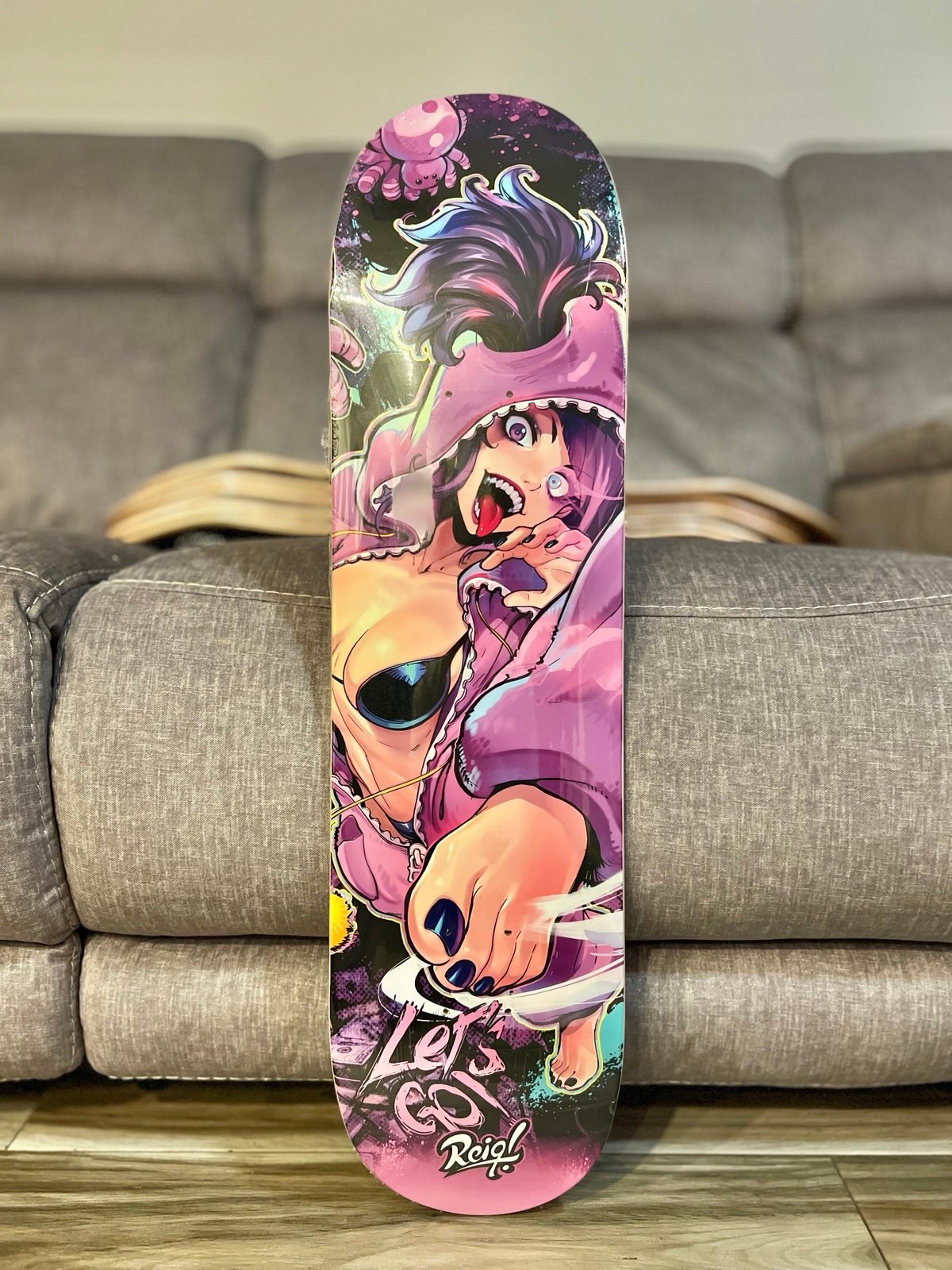 REIQ, Limited Yuri Skate Deck