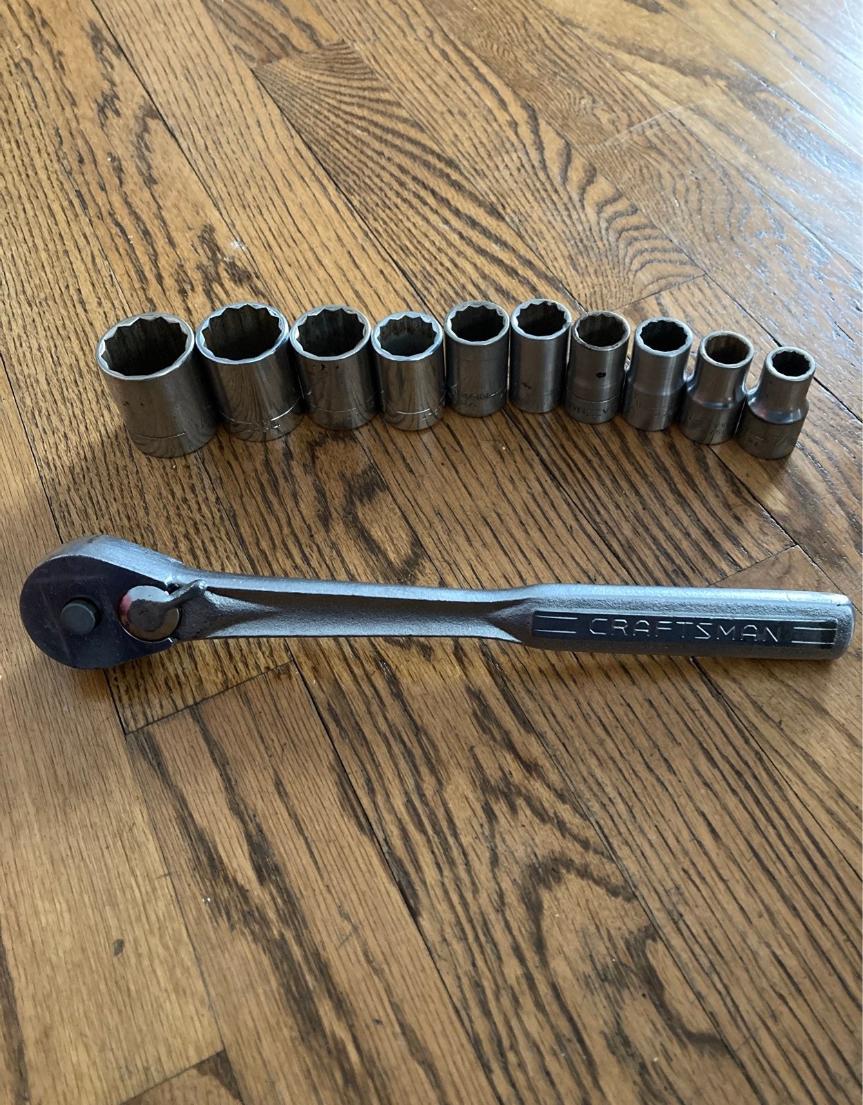 Craftsman 1/2 socket set & ratchet US