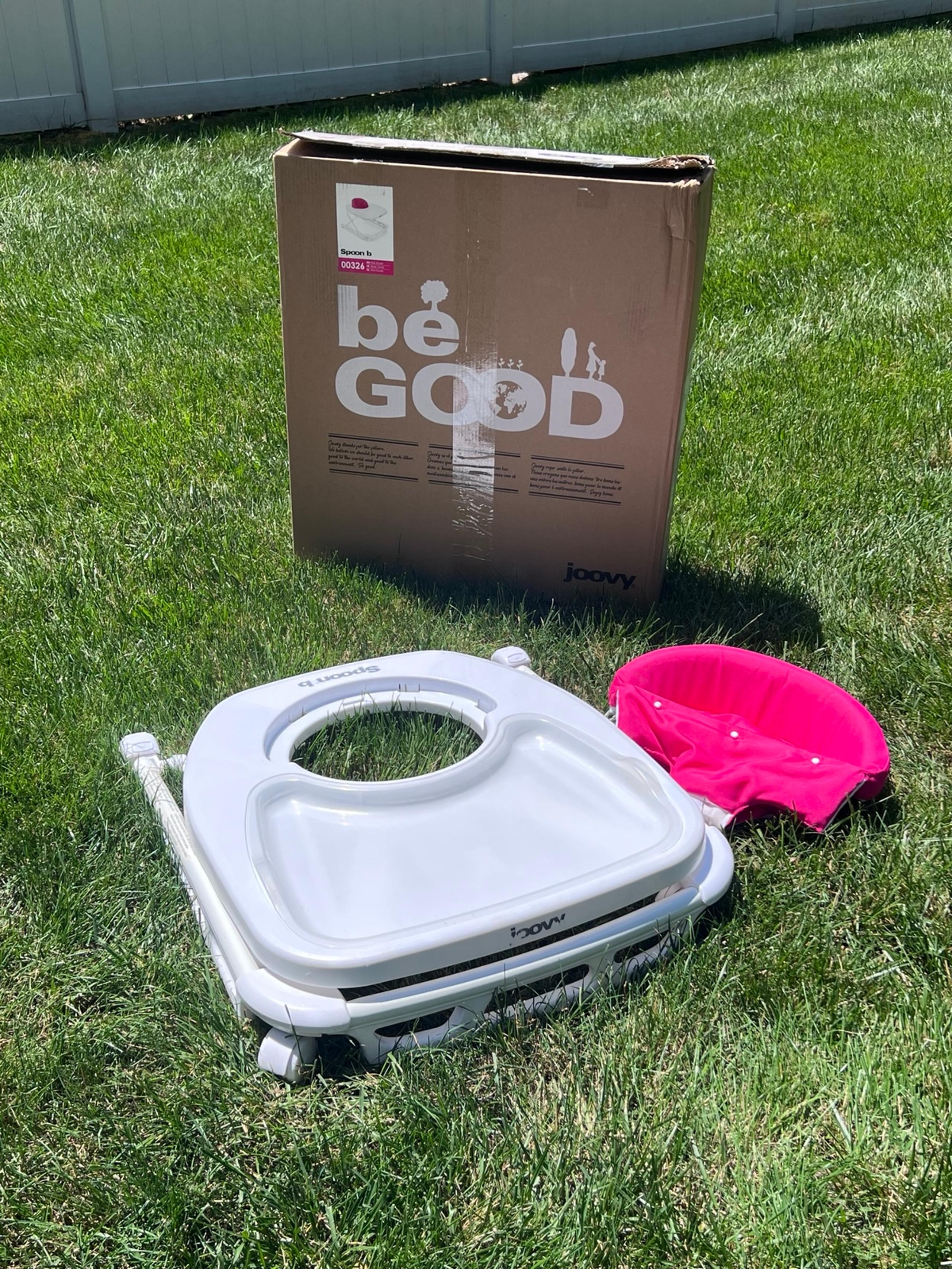 Joovy Spoon Walker “Pink Seat”.