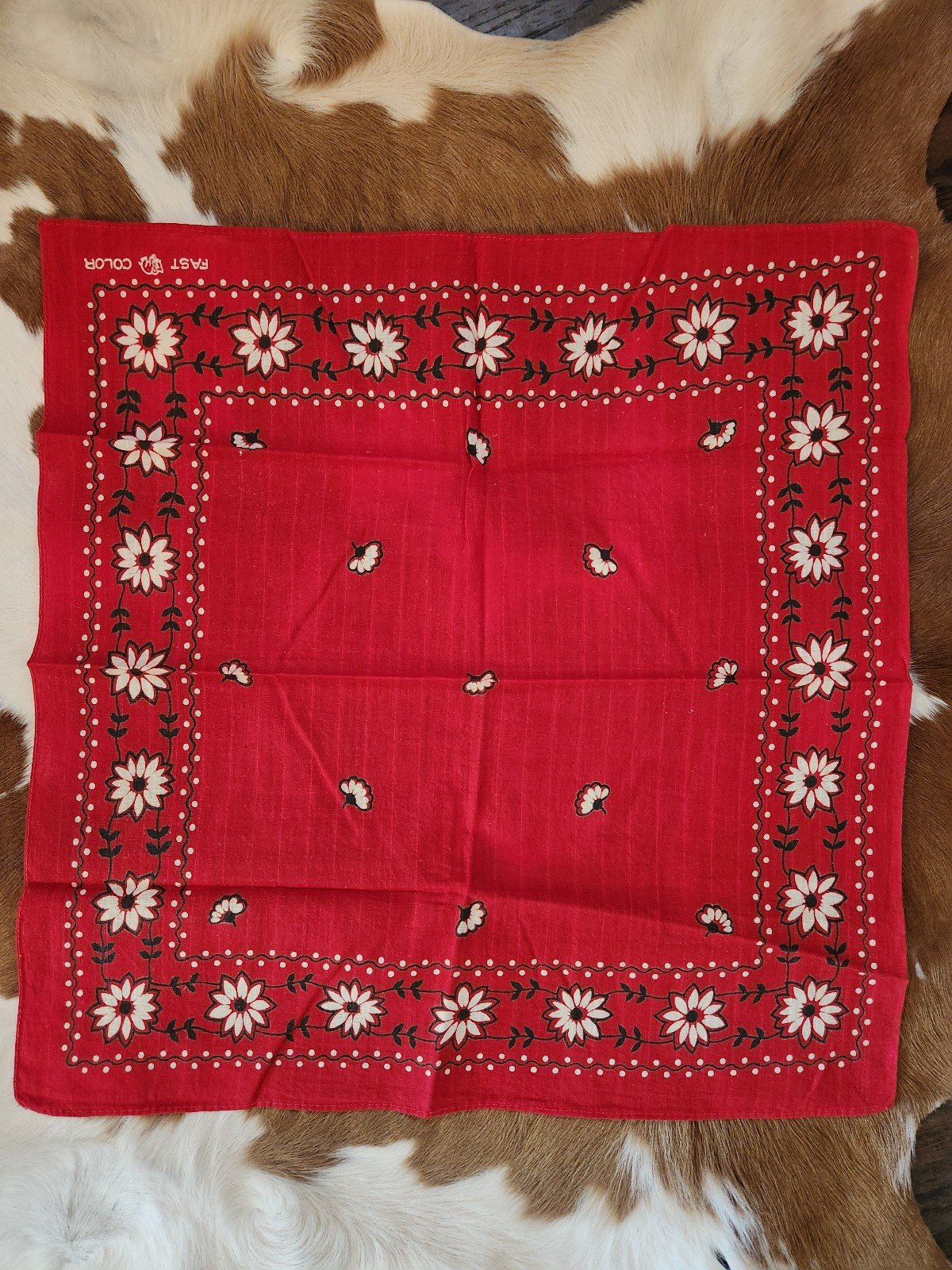 Vintage Elephant Bandana Turkey Red Fast Color 1940s