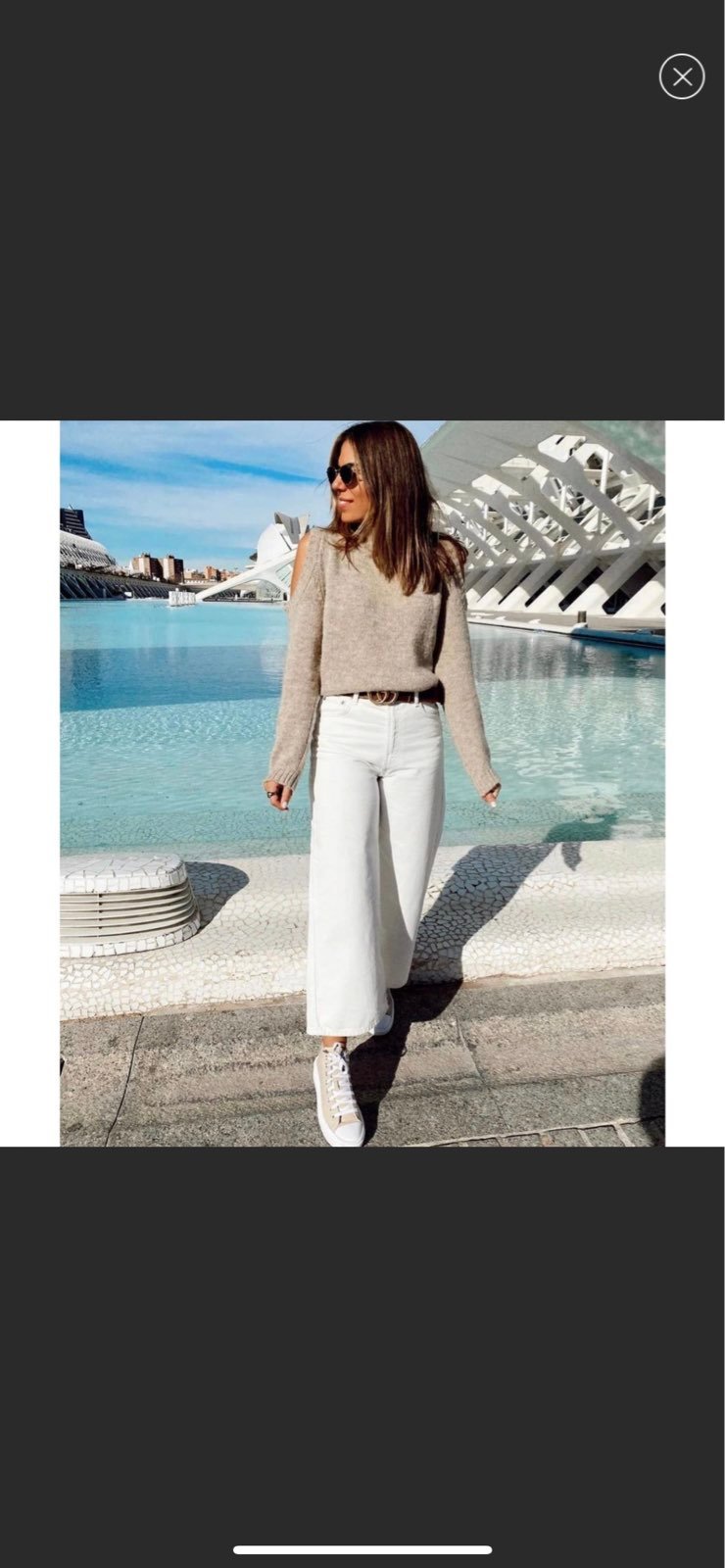 ZARA Blogger Favorite White Wide Leg High Rise Raw Hem Jeans Size 8 minimalist