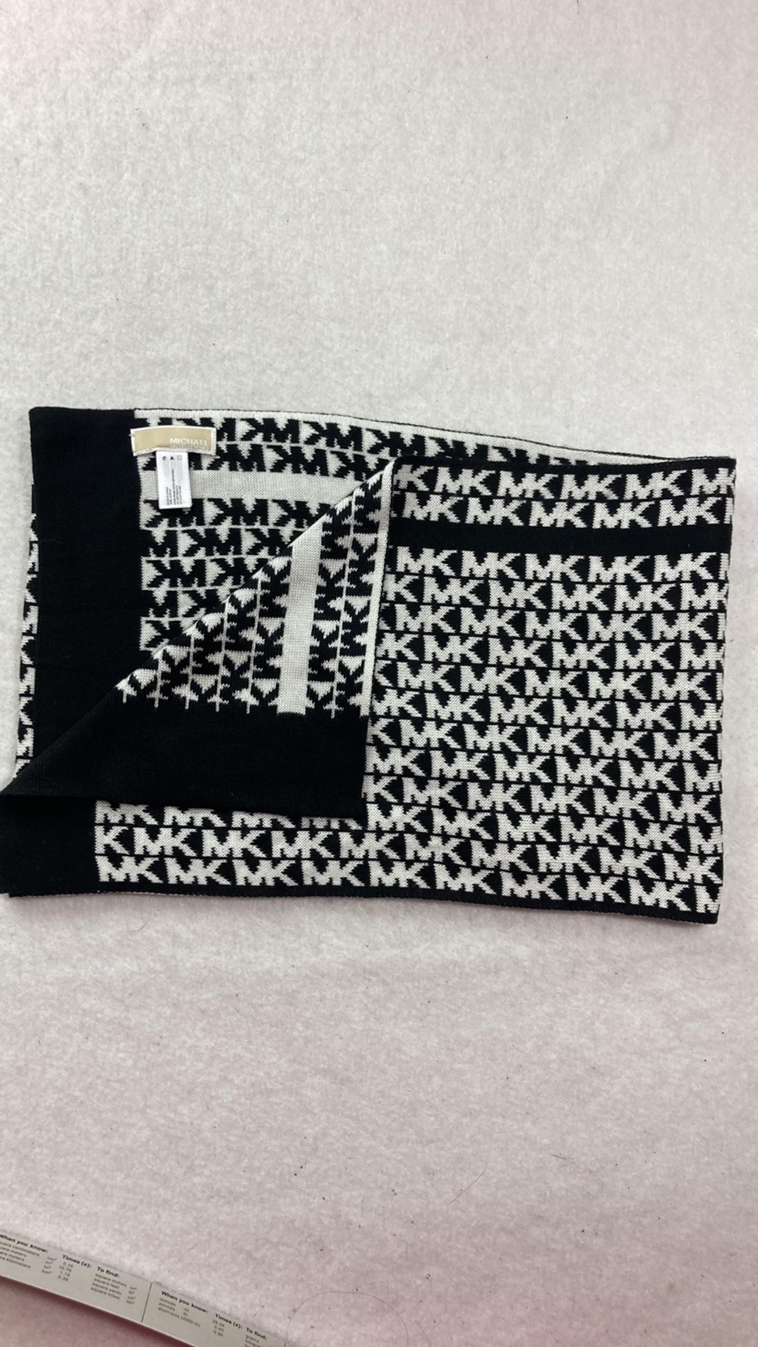 Michael Kors scarf