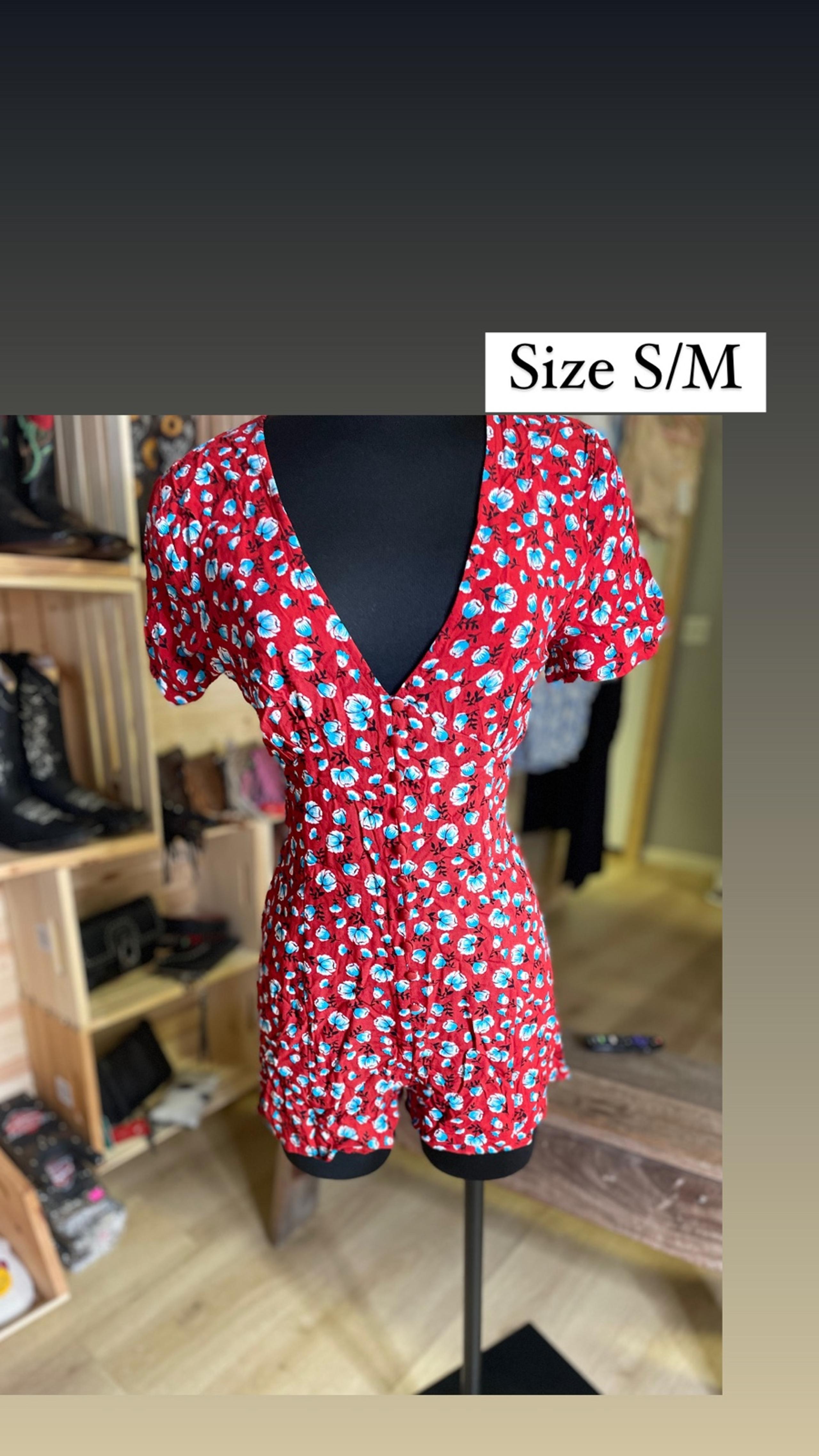 Like-new floral romper (S/M)