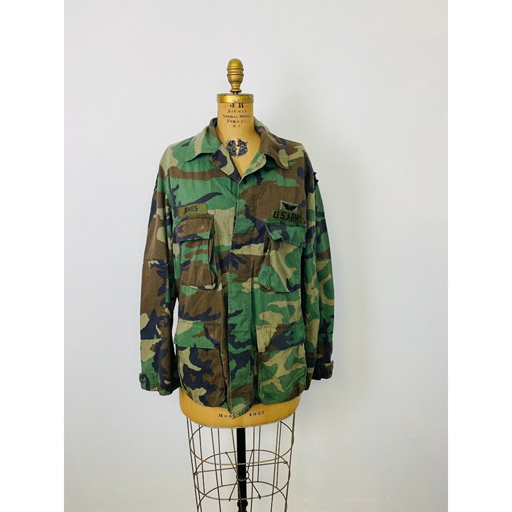 Vtg US Army Woodland Camouflage Combat Coat, L, Camo Jacket, 6 Point Star Patch