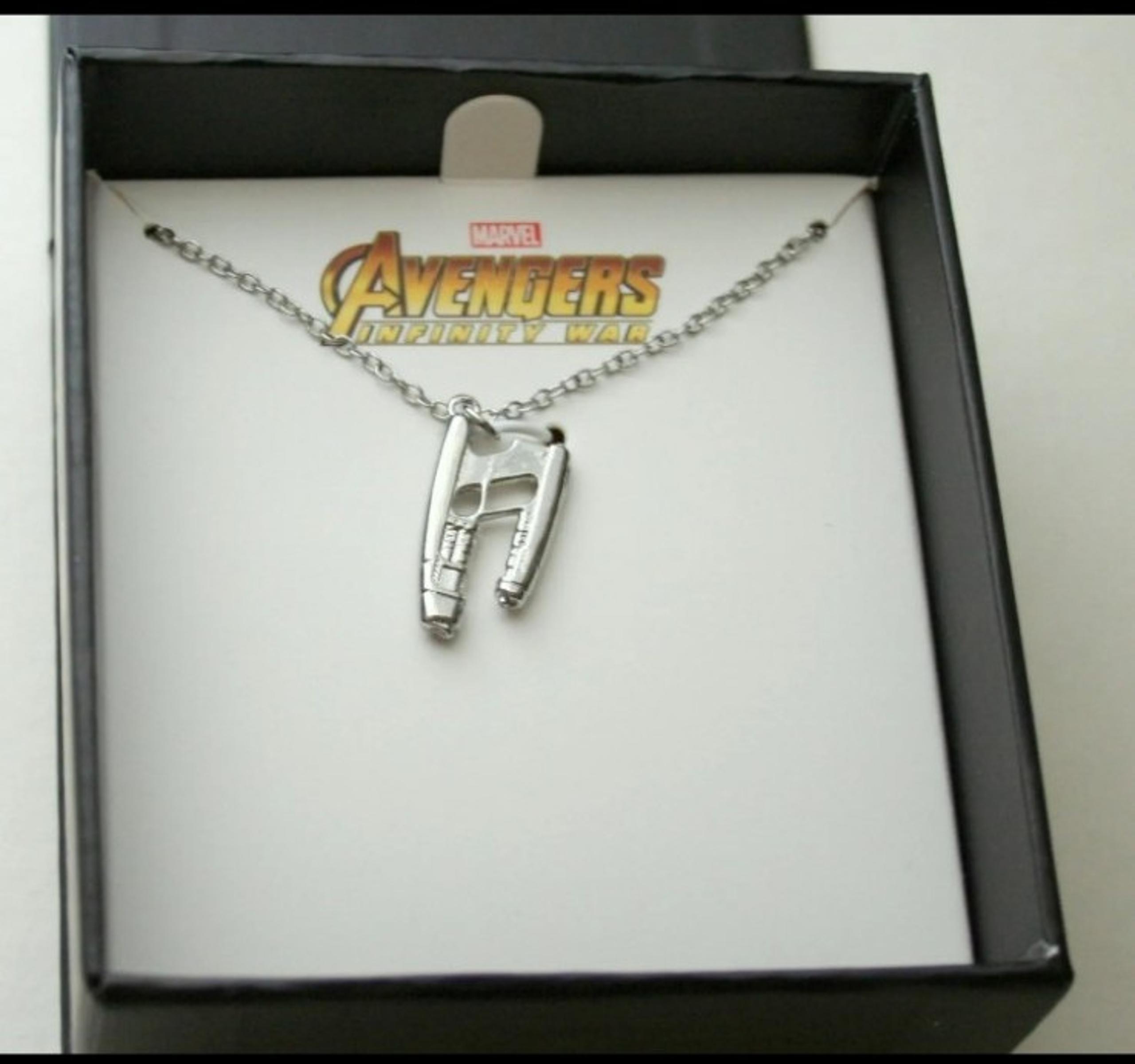 Marvel Comics Avengers Infinity War GOTG  Necklace Star Lord Gun New NOS Box