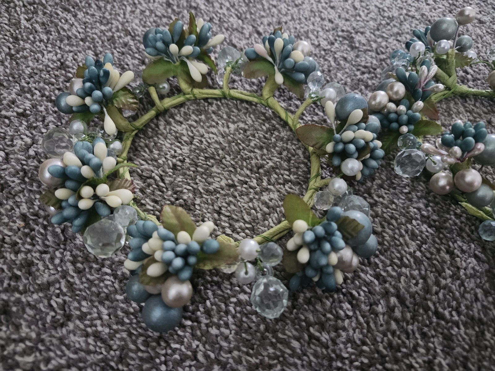 Set of 4 Pip Berry Pillar Candle Rings