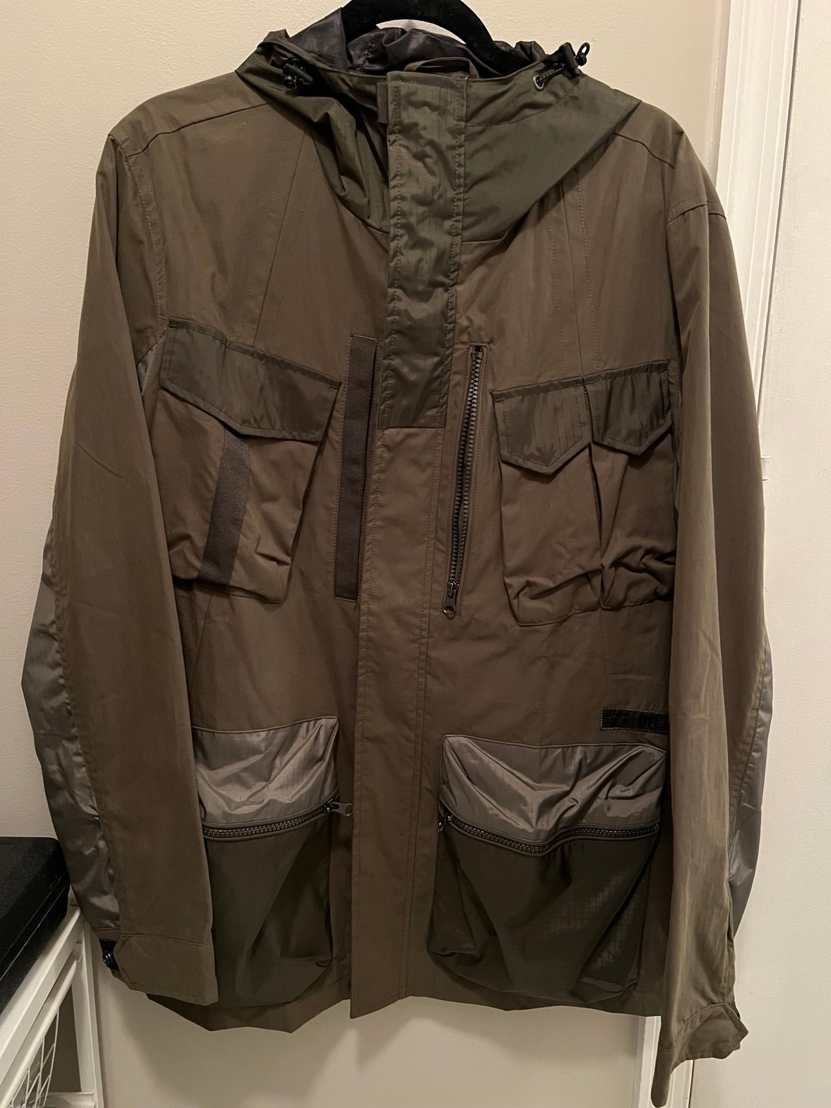 Men’s Super Dry Trench coat