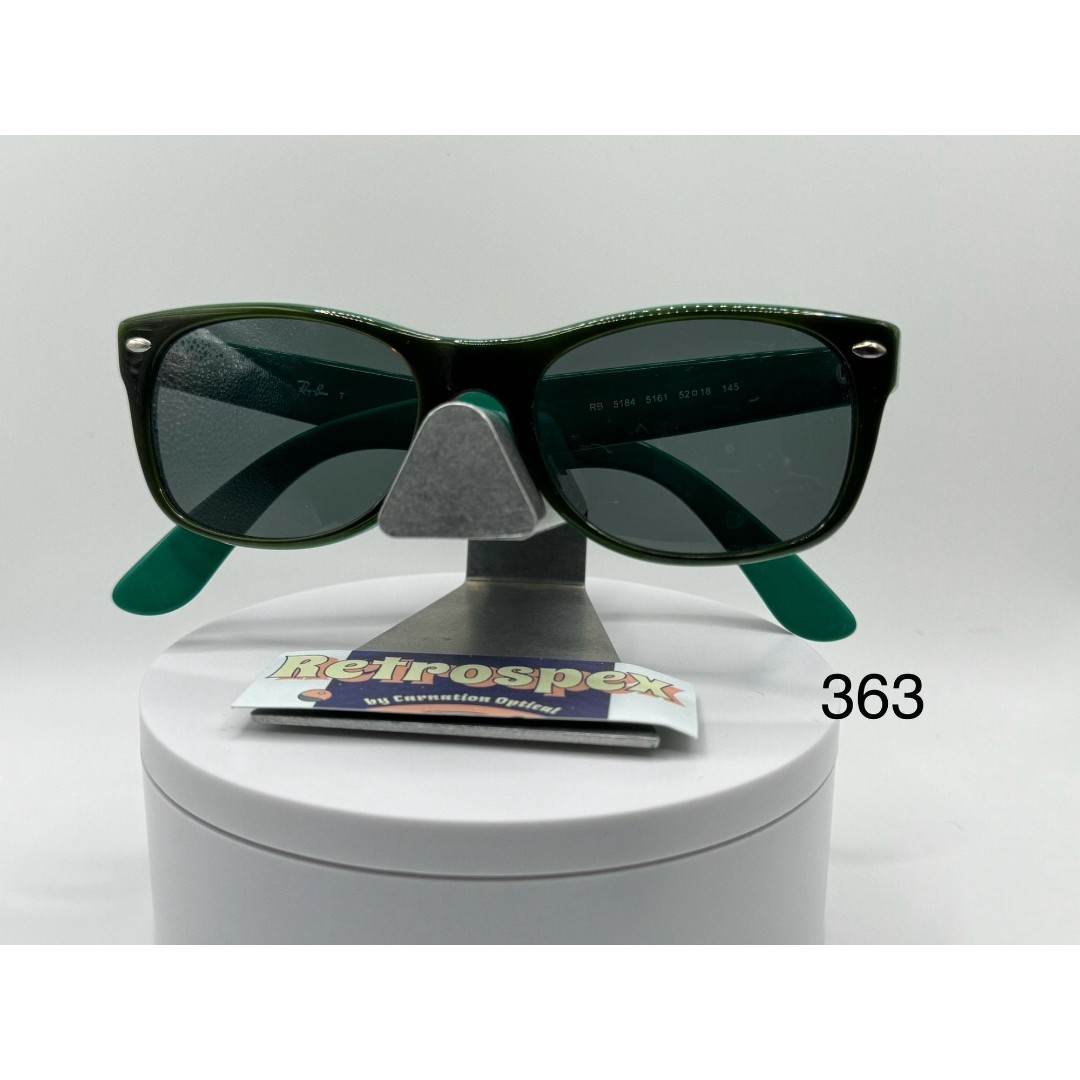 Vintage Y2K Sunglasses NOS New Wayfarer Style G15 Sun Lens Ray Ban 5184 Green