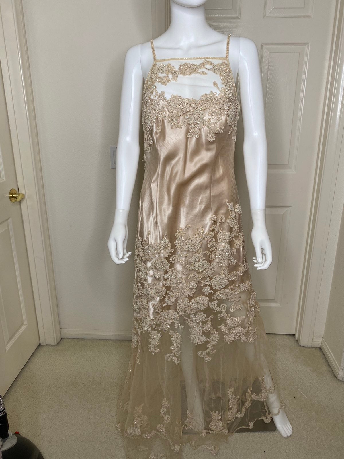 Sue Wong womens dress NWT