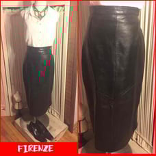 NWOT-SZ 4-FIRENZE BLACK LEATHER SKIRT